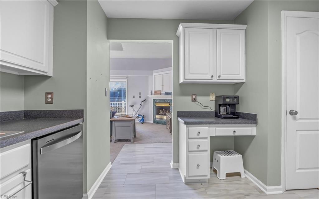 916 Charnell DR 302