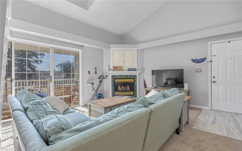 916 Charnell DR 302