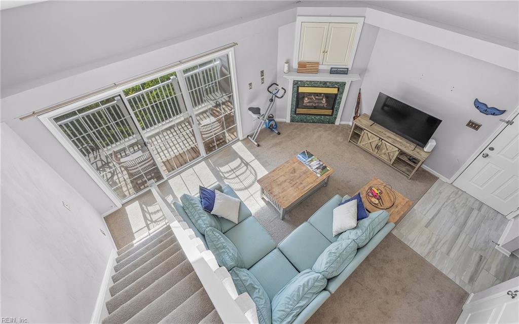 916 Charnell DR 302