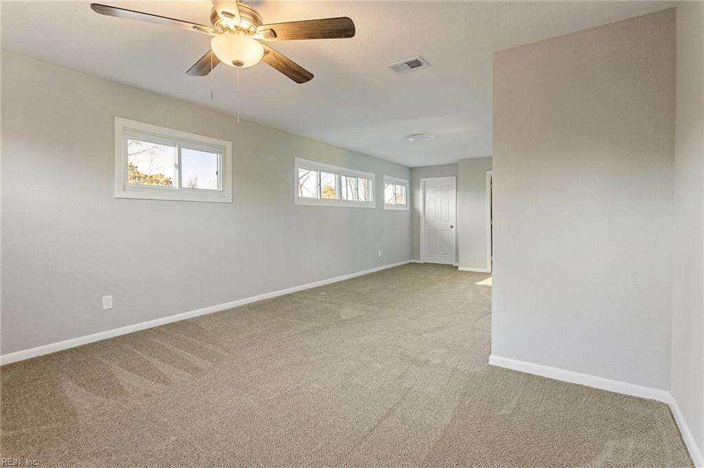 5356 Roslyn DR