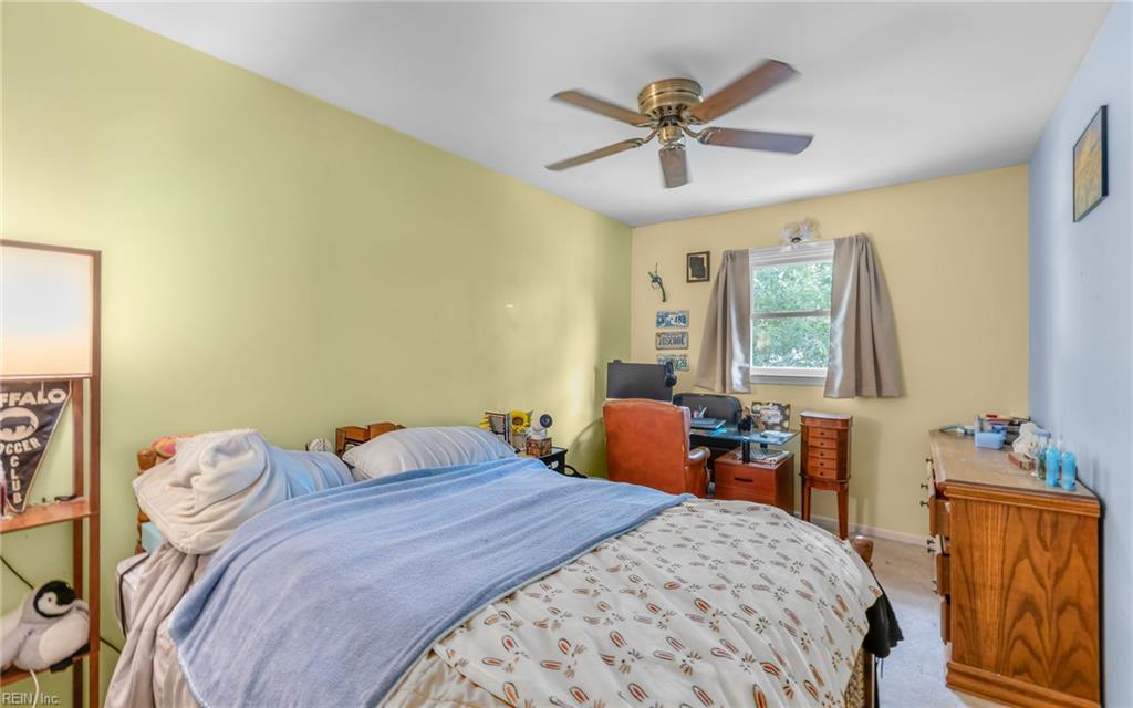 2235 Sedgewick DR