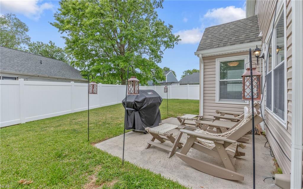 2145 Monument DR