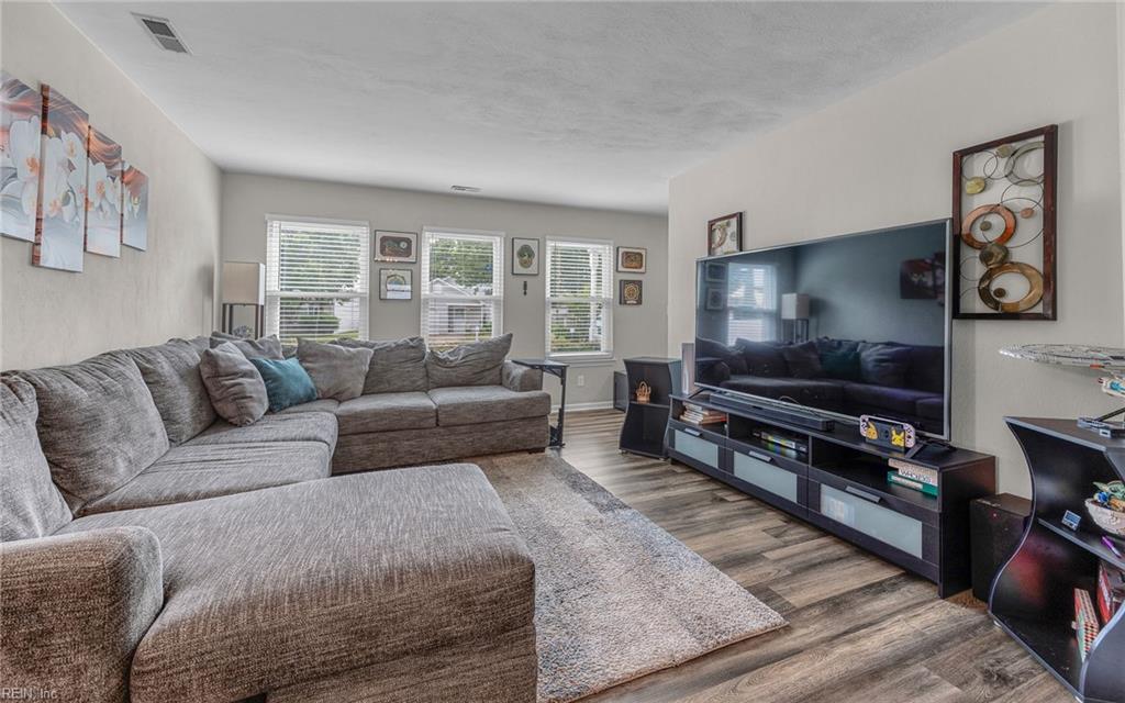 2145 Monument DR
