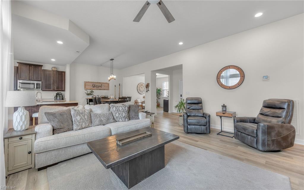1301 Acadian DR D