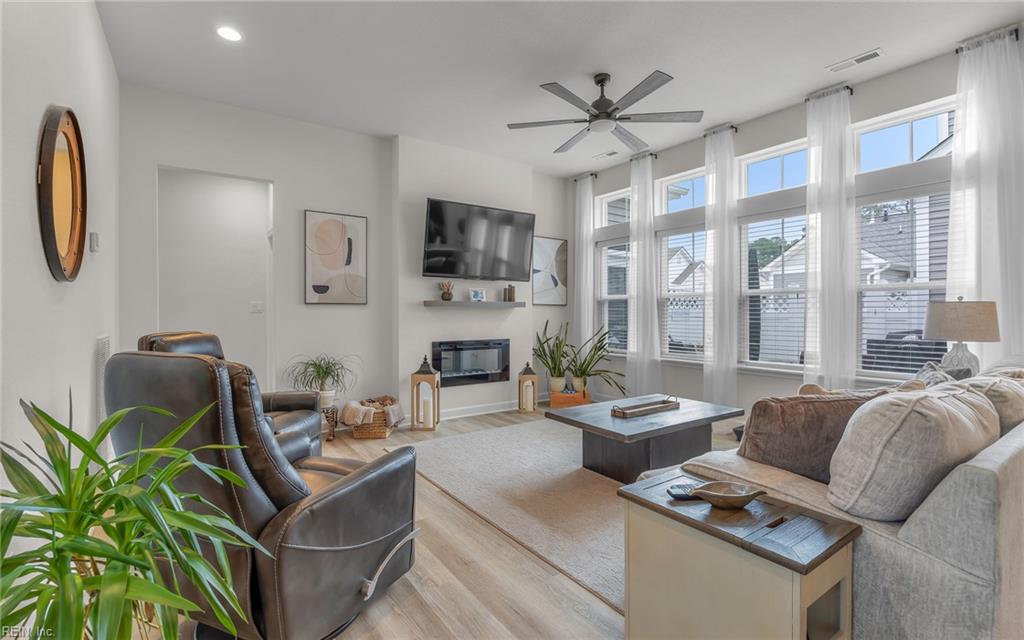 1301 Acadian DR D