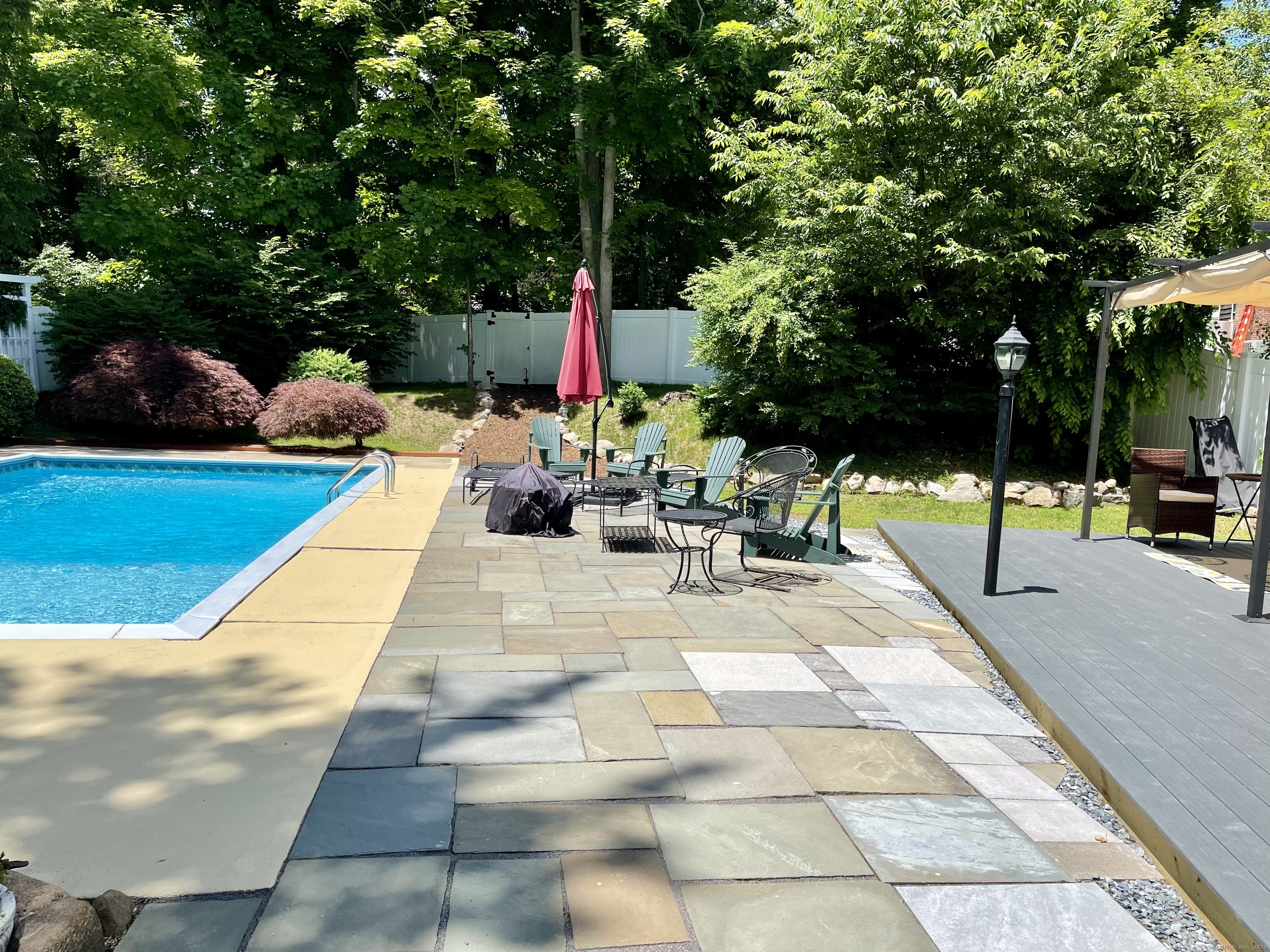 2770 High Ridge Road