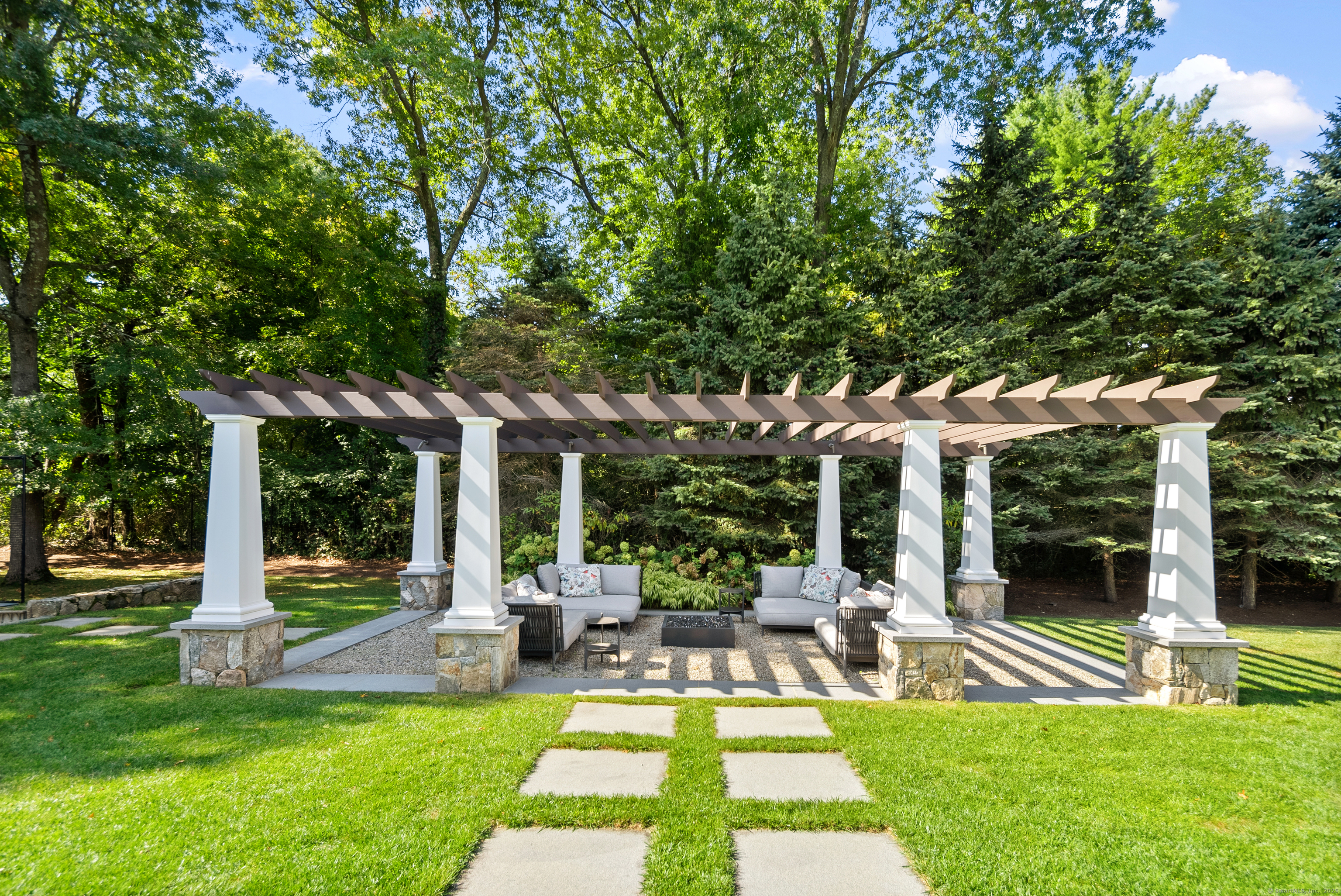 165 Bayberry Lane