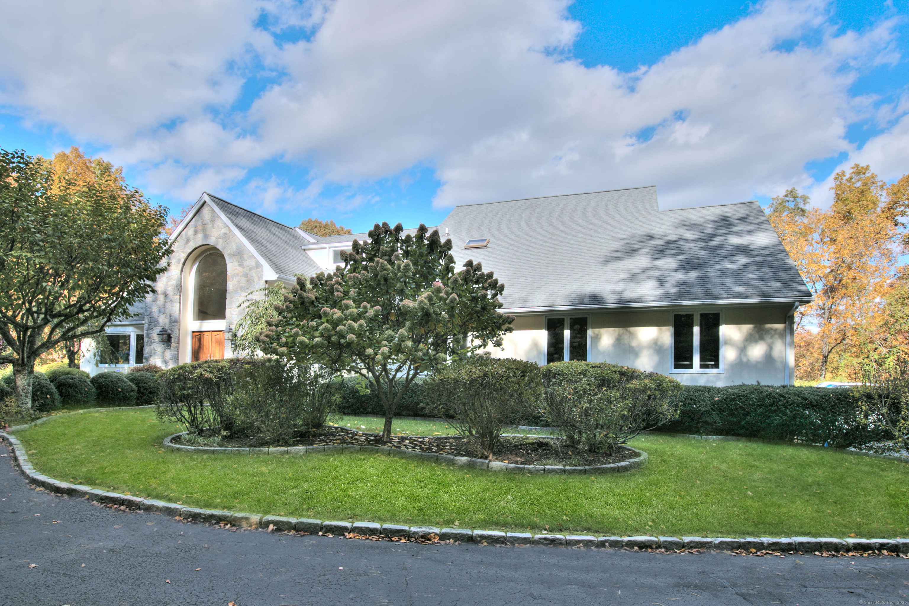28 Old Orchard Drive