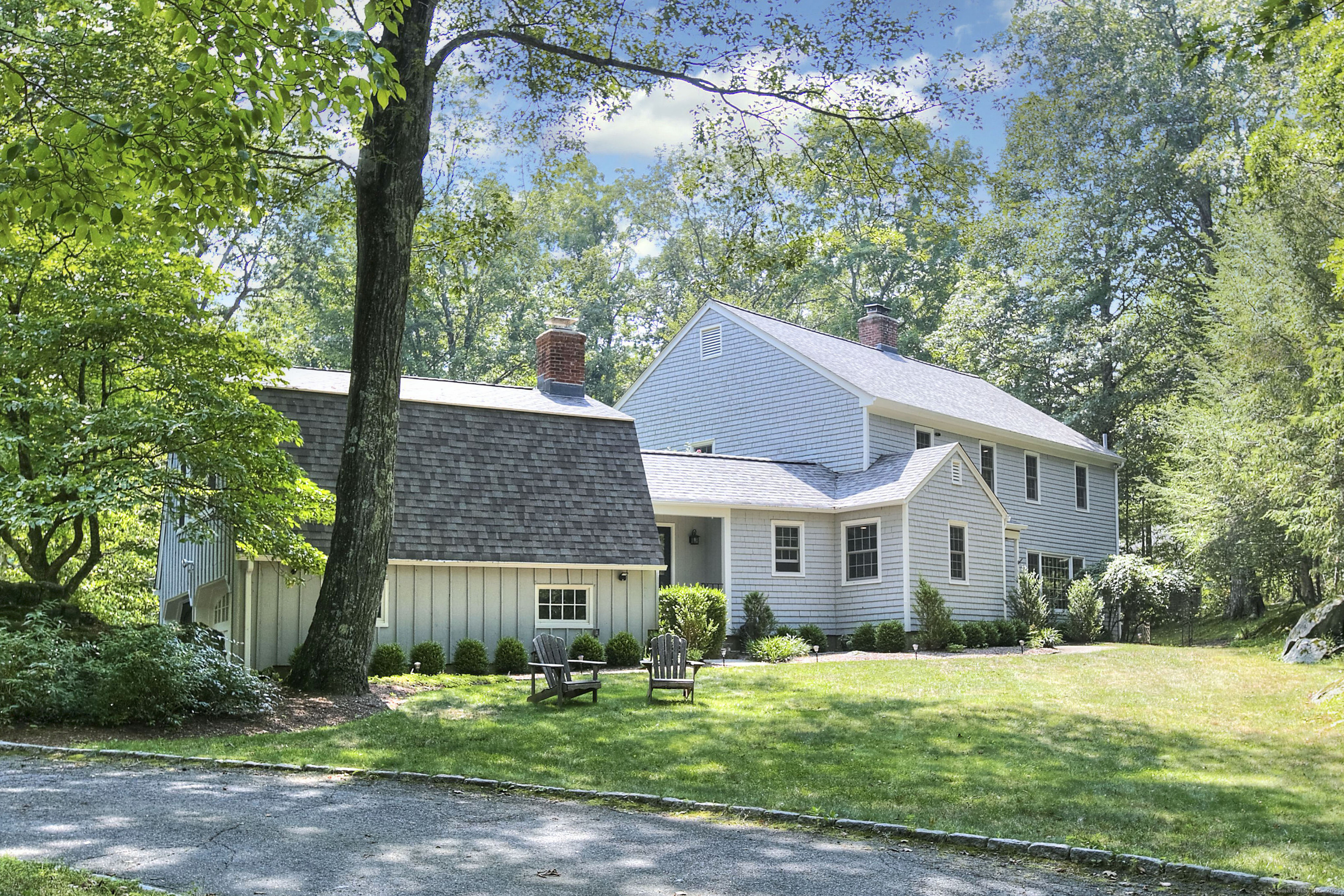 12 Walnut Place