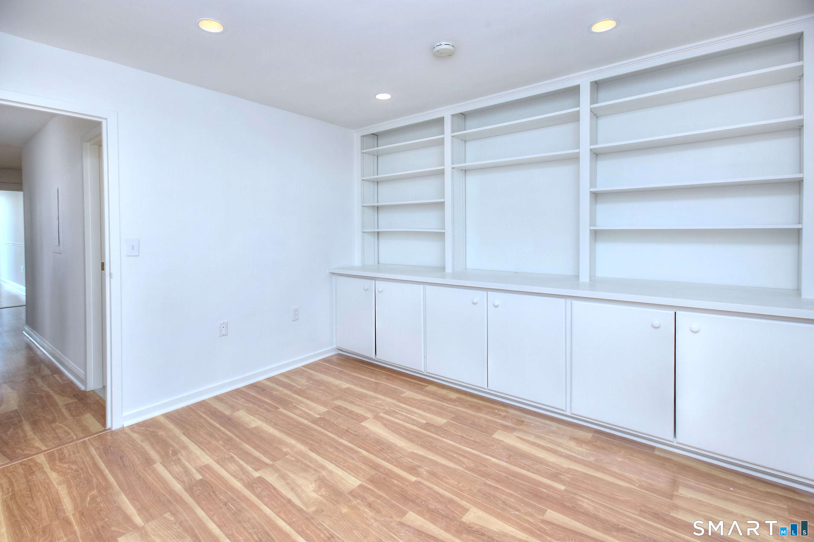 100 Seaview Avenue Unit: 4F