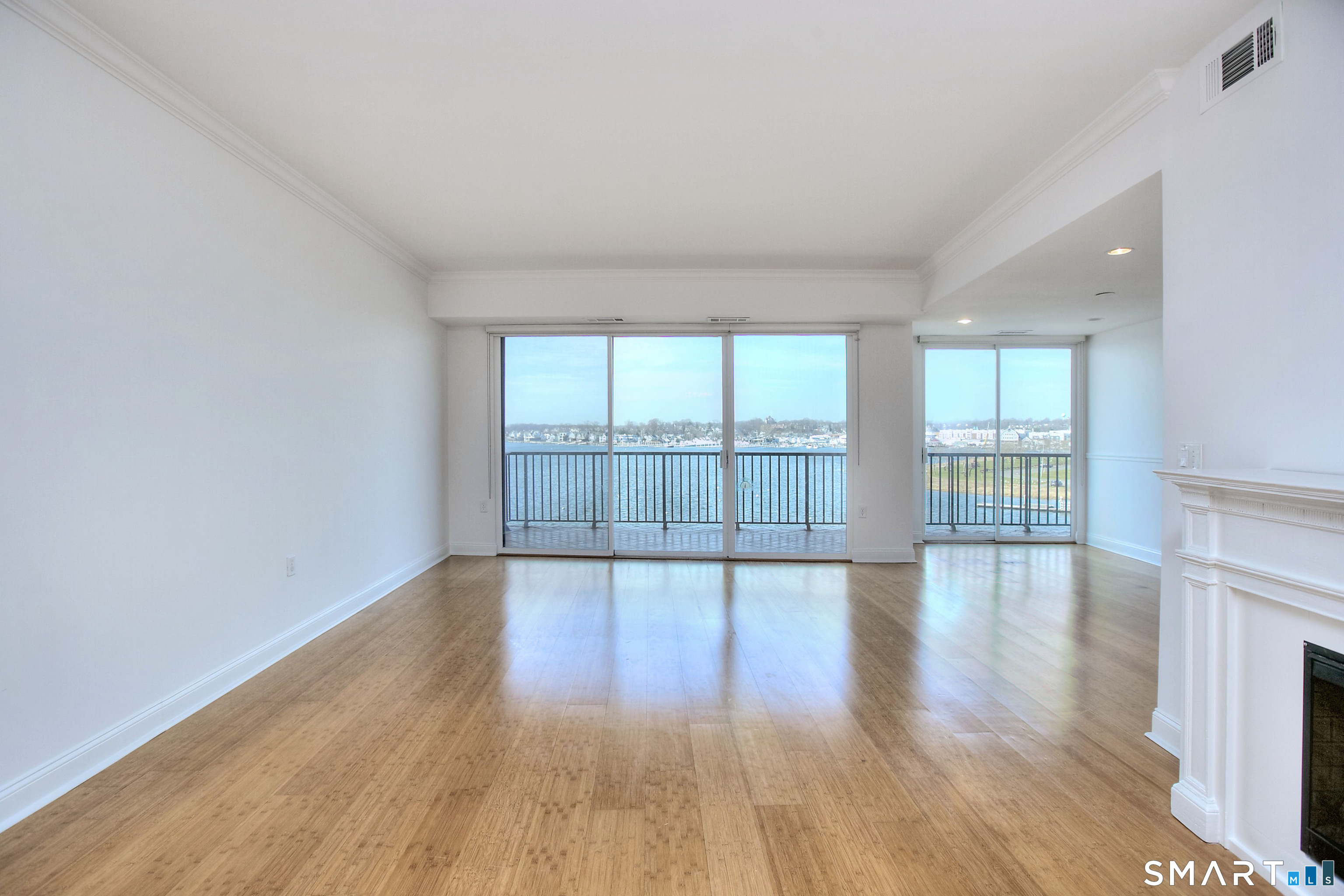 100 Seaview Avenue Unit: 4F