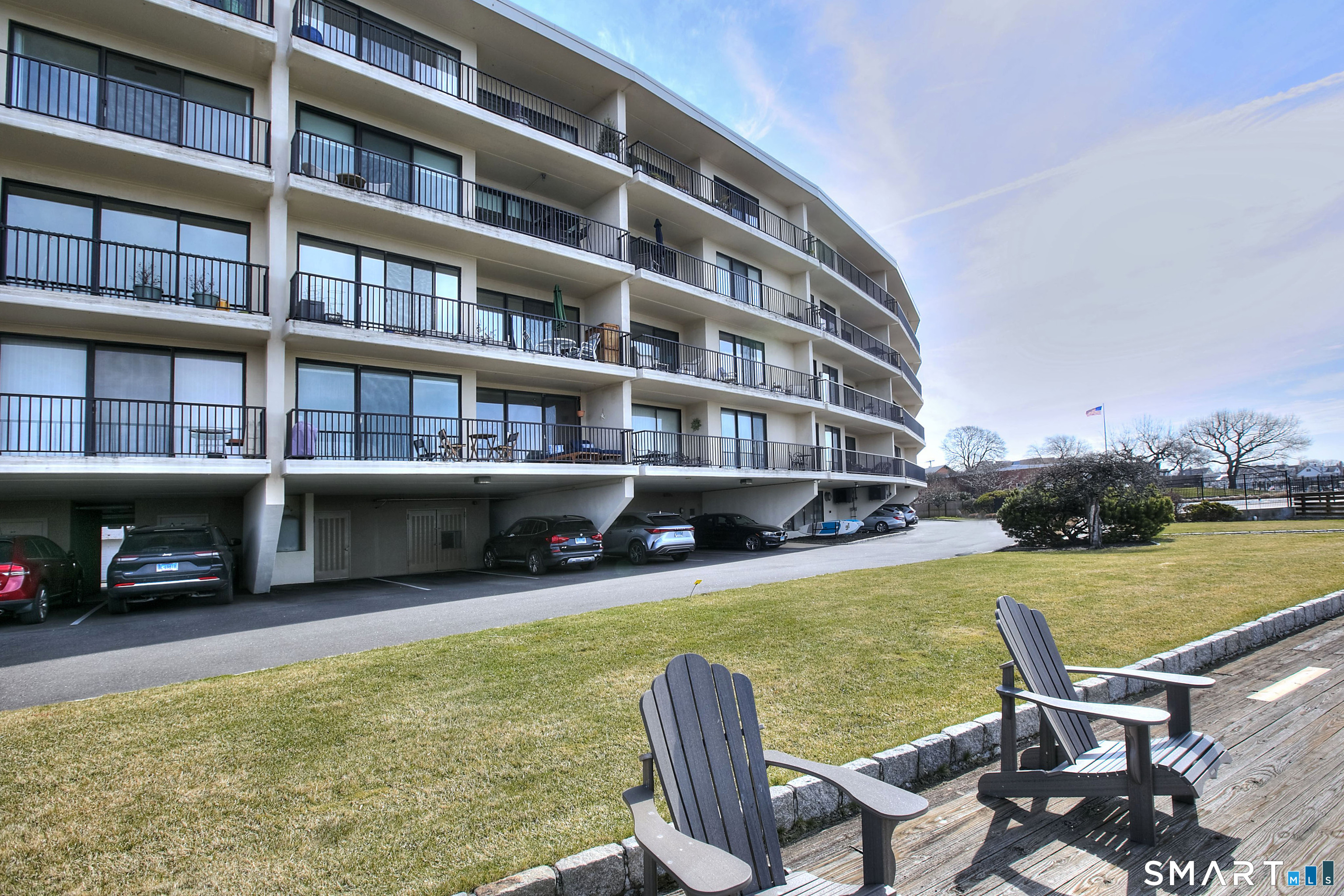 100 Seaview Avenue Unit: 4F