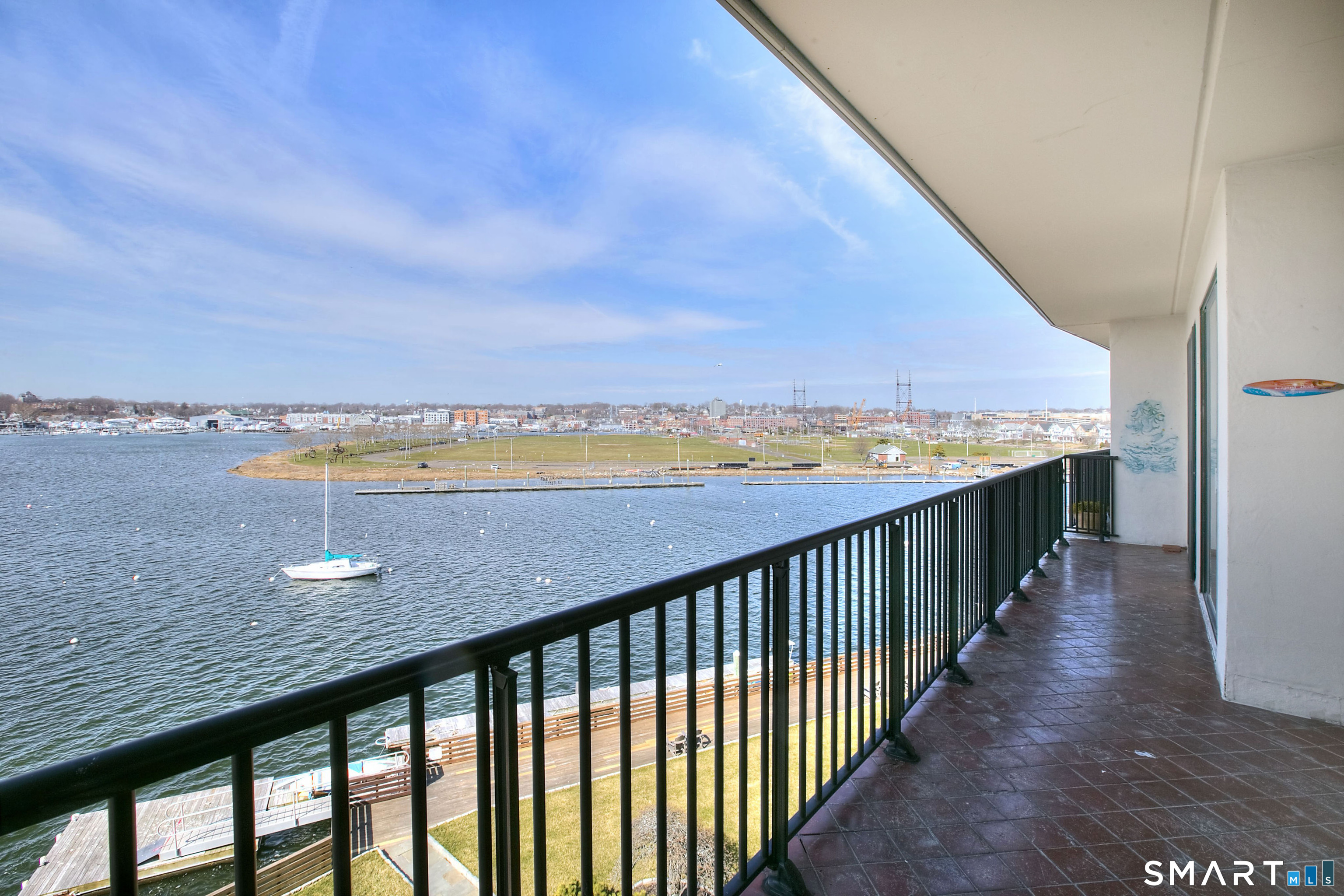 100 Seaview Avenue Unit: 4F