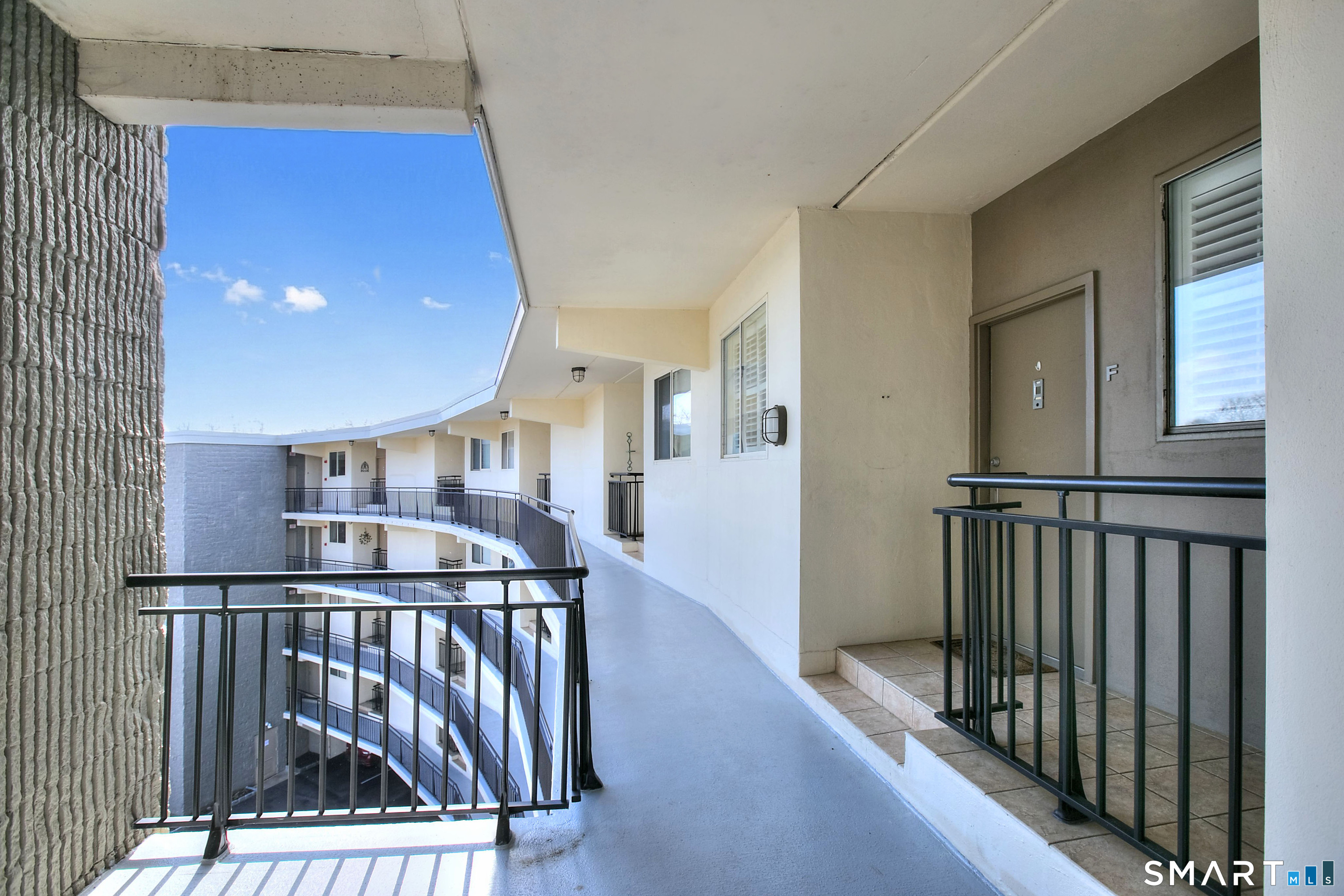 100 Seaview Avenue Unit: 4F