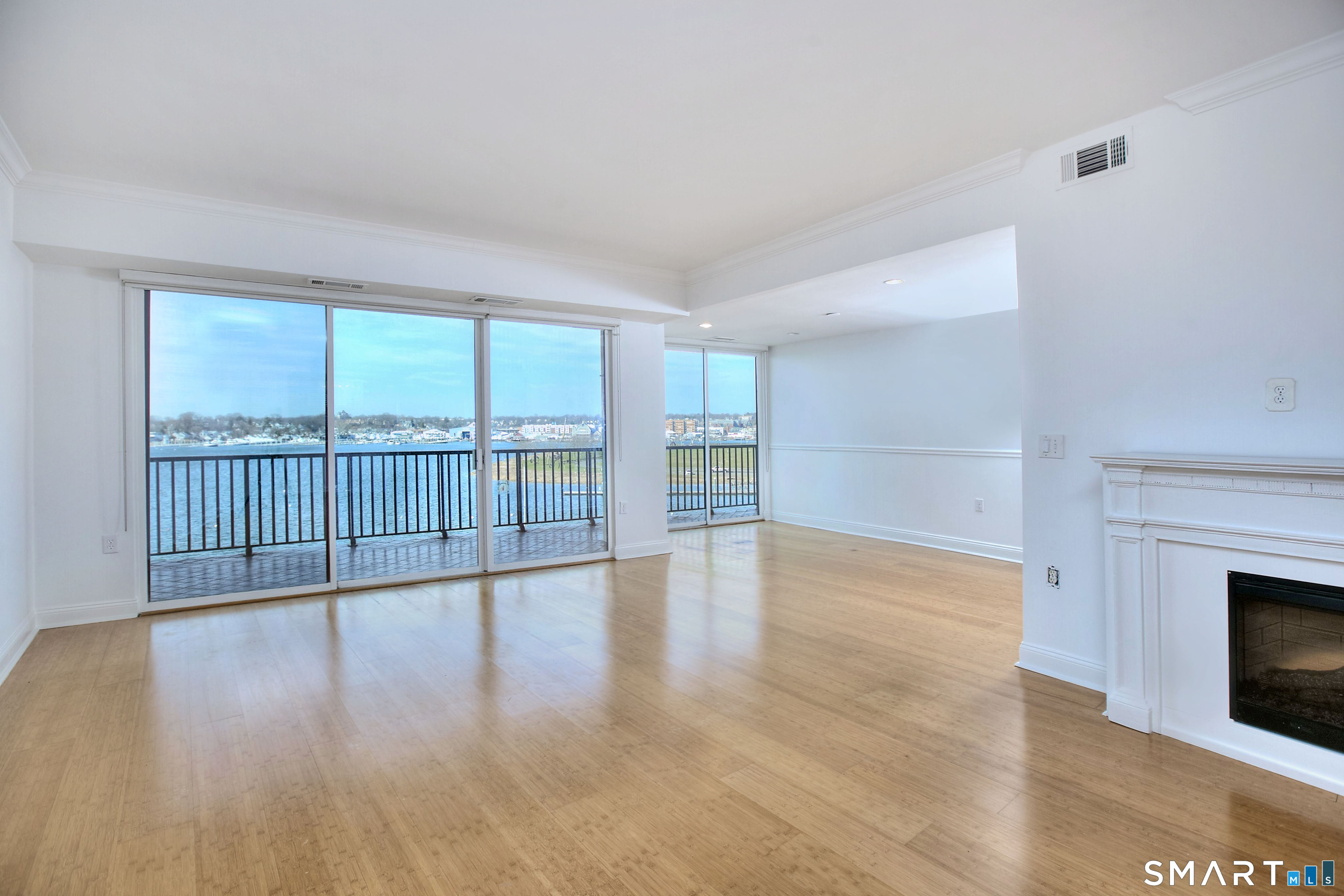 100 Seaview Avenue Unit: 4F