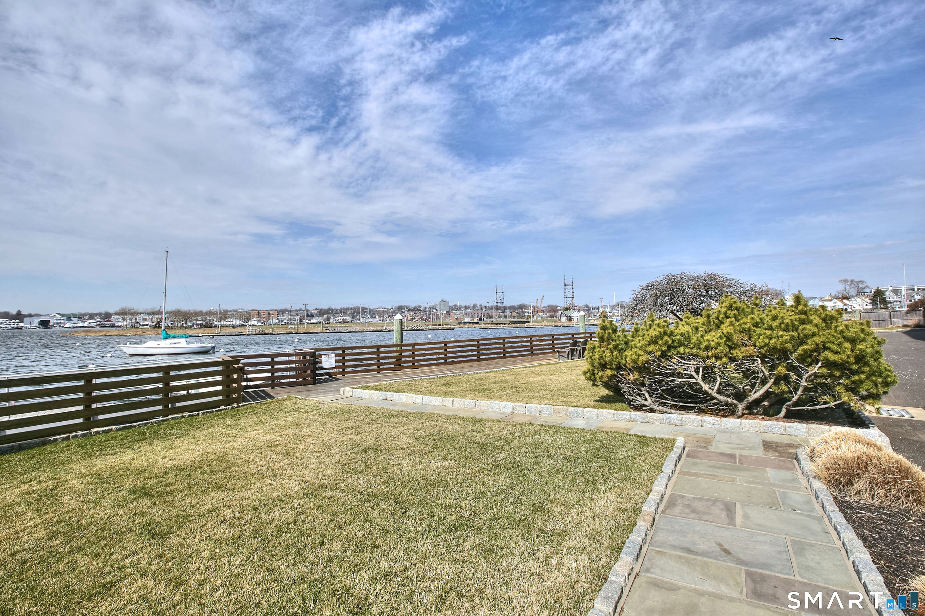 100 Seaview Avenue Unit: 4F