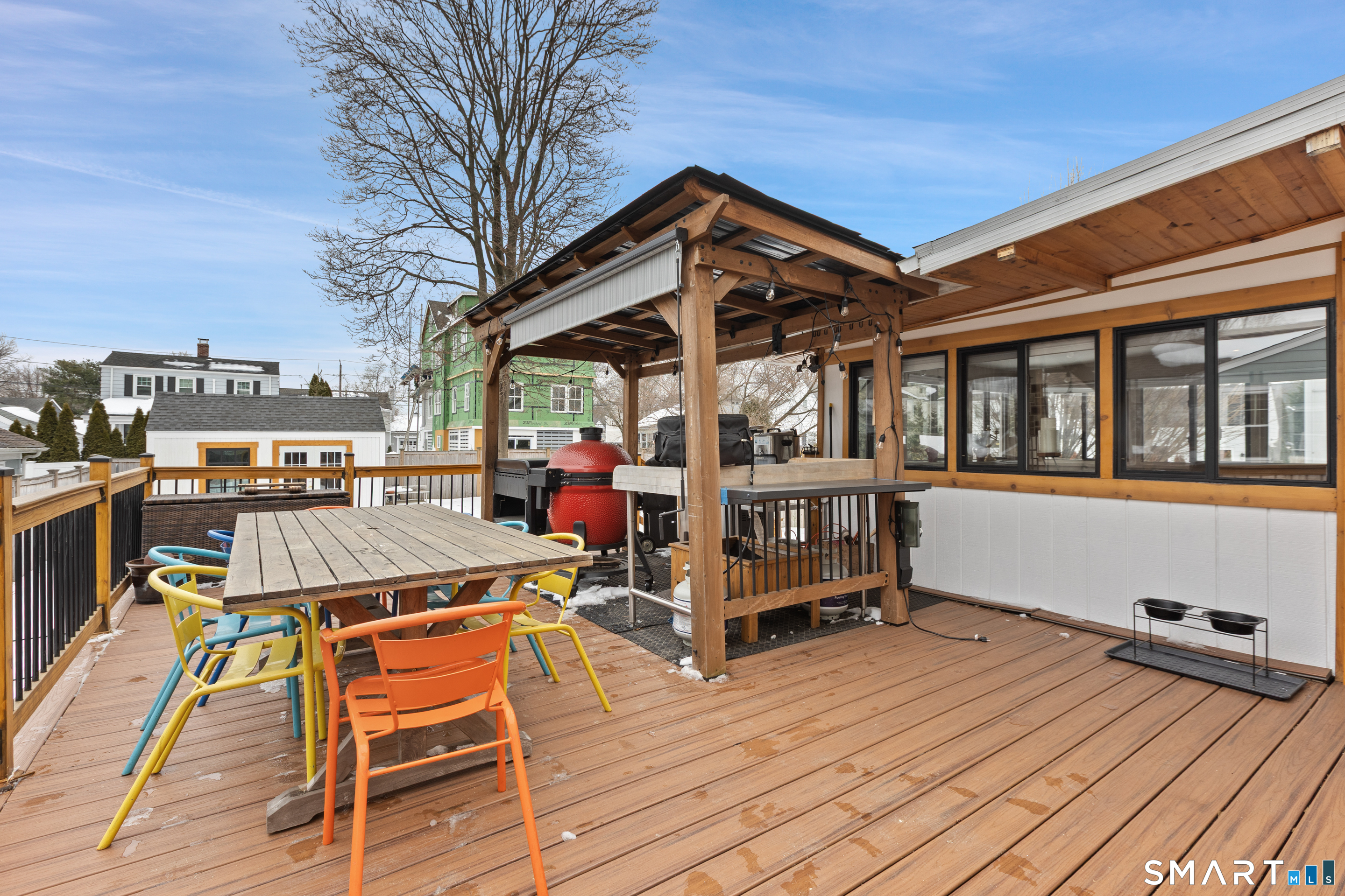 855 Riverside Drive