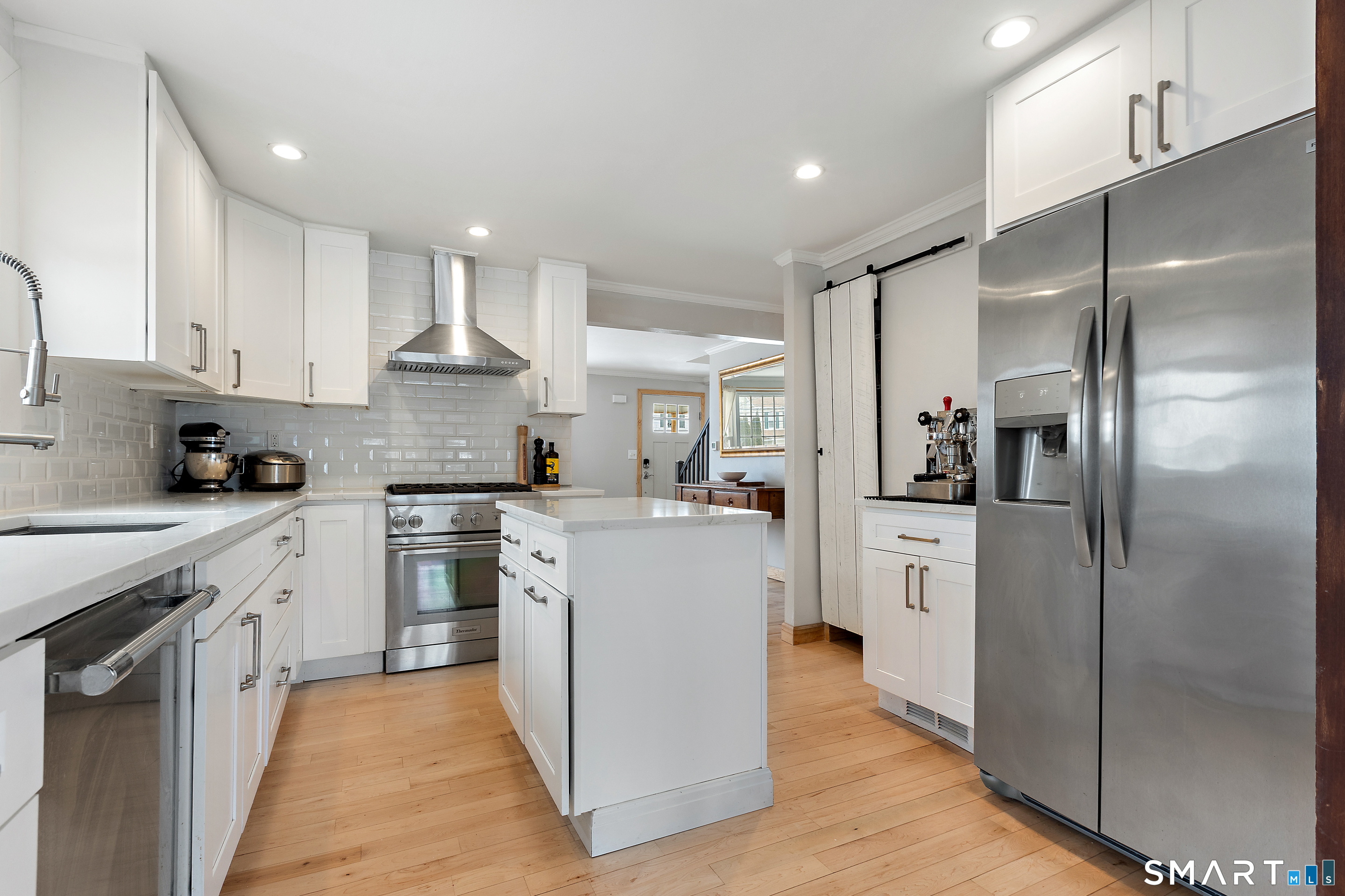 855 Riverside Drive