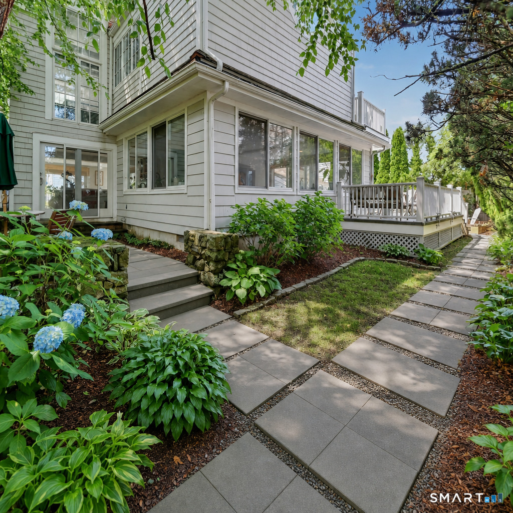 32 Nearwater Road