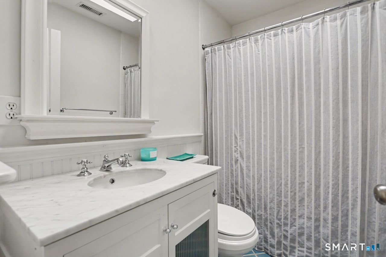 32 Nearwater Road