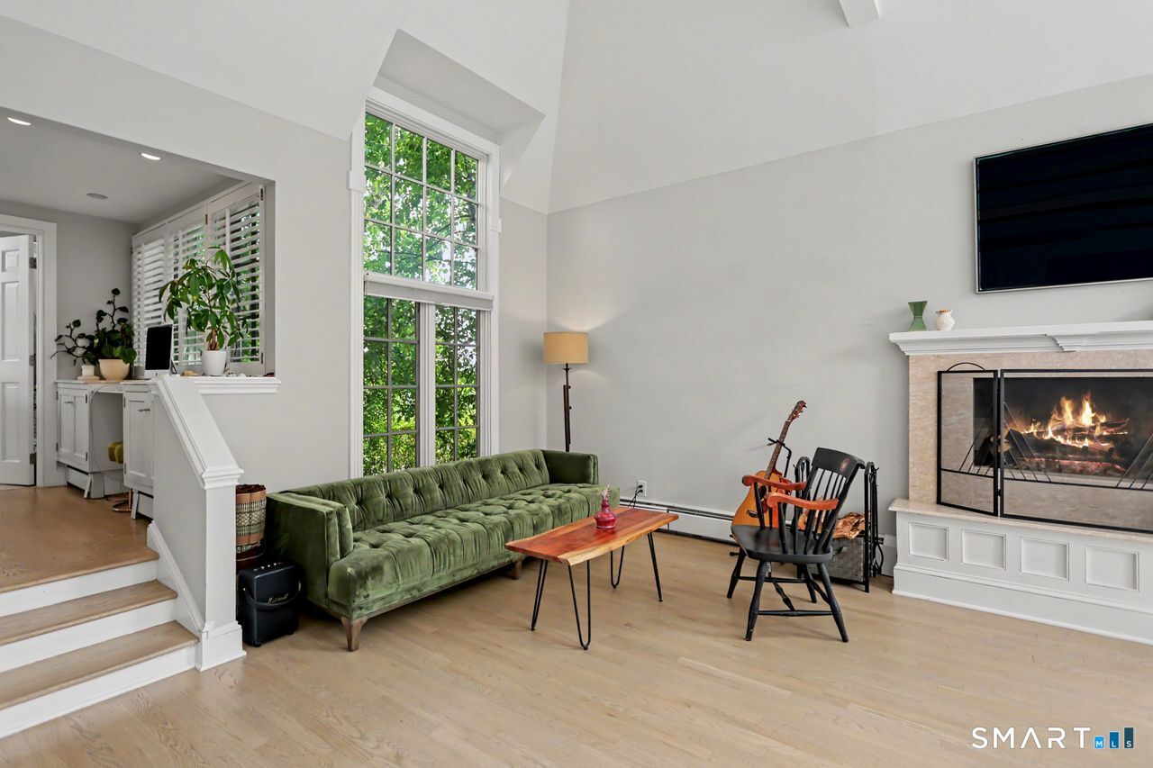 32 Nearwater Road