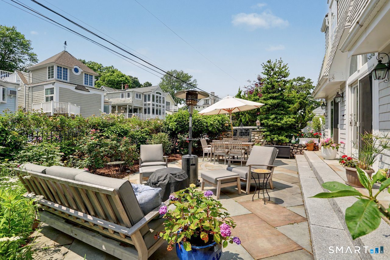 32 Nearwater Road