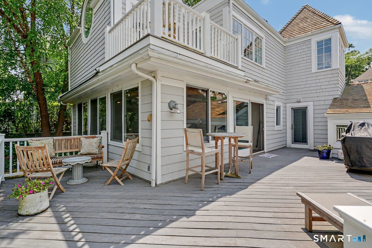 32 Nearwater Road