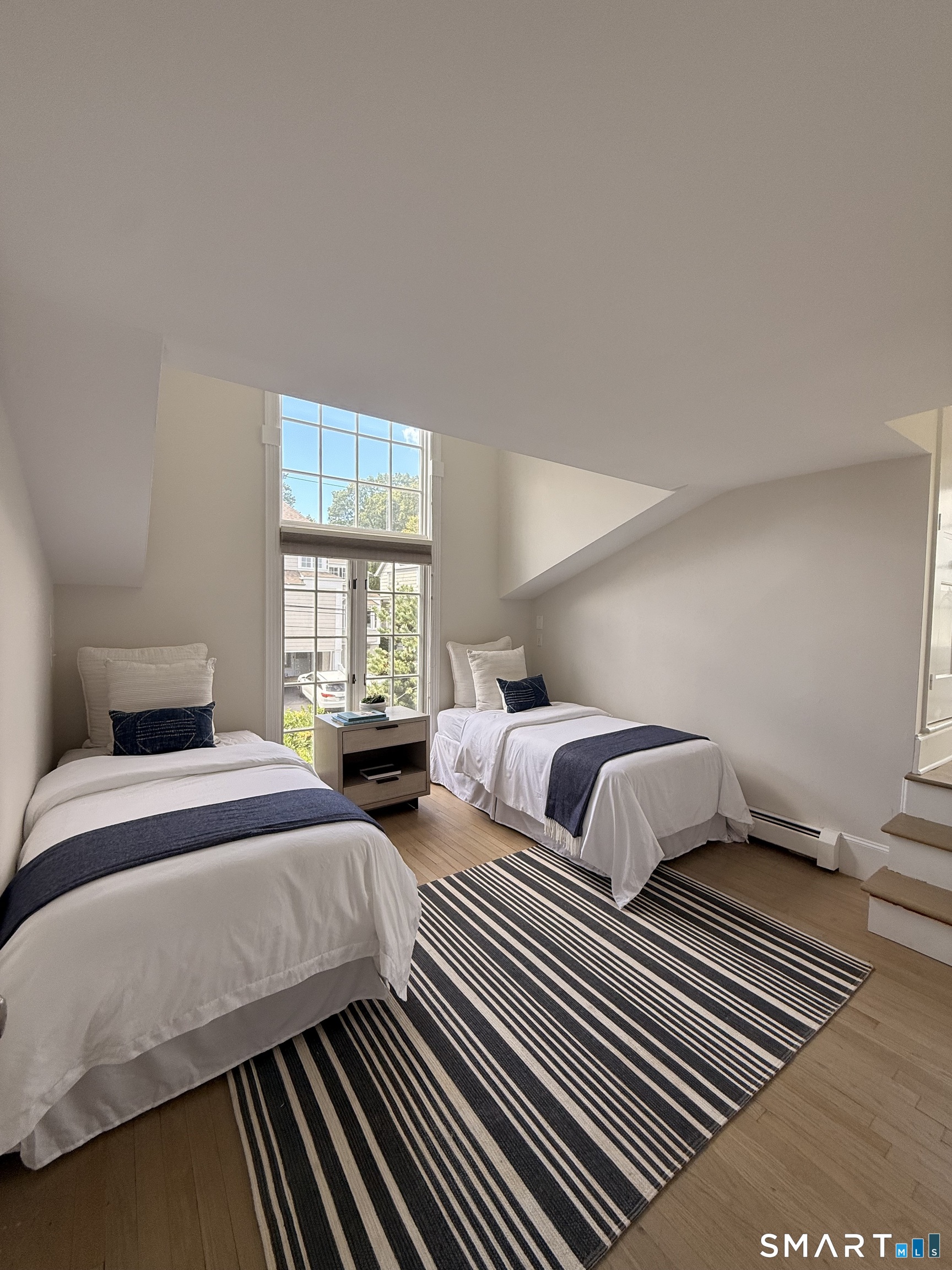 32 Nearwater Road