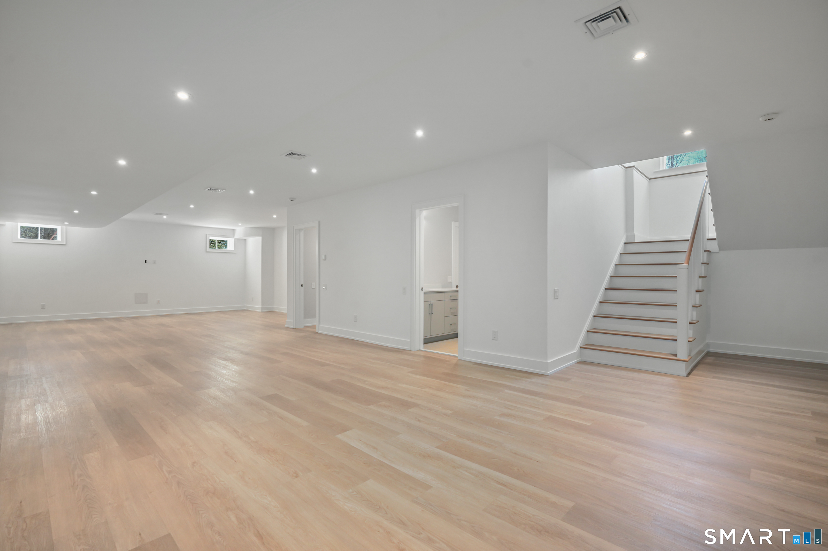21 Lockwood Circle