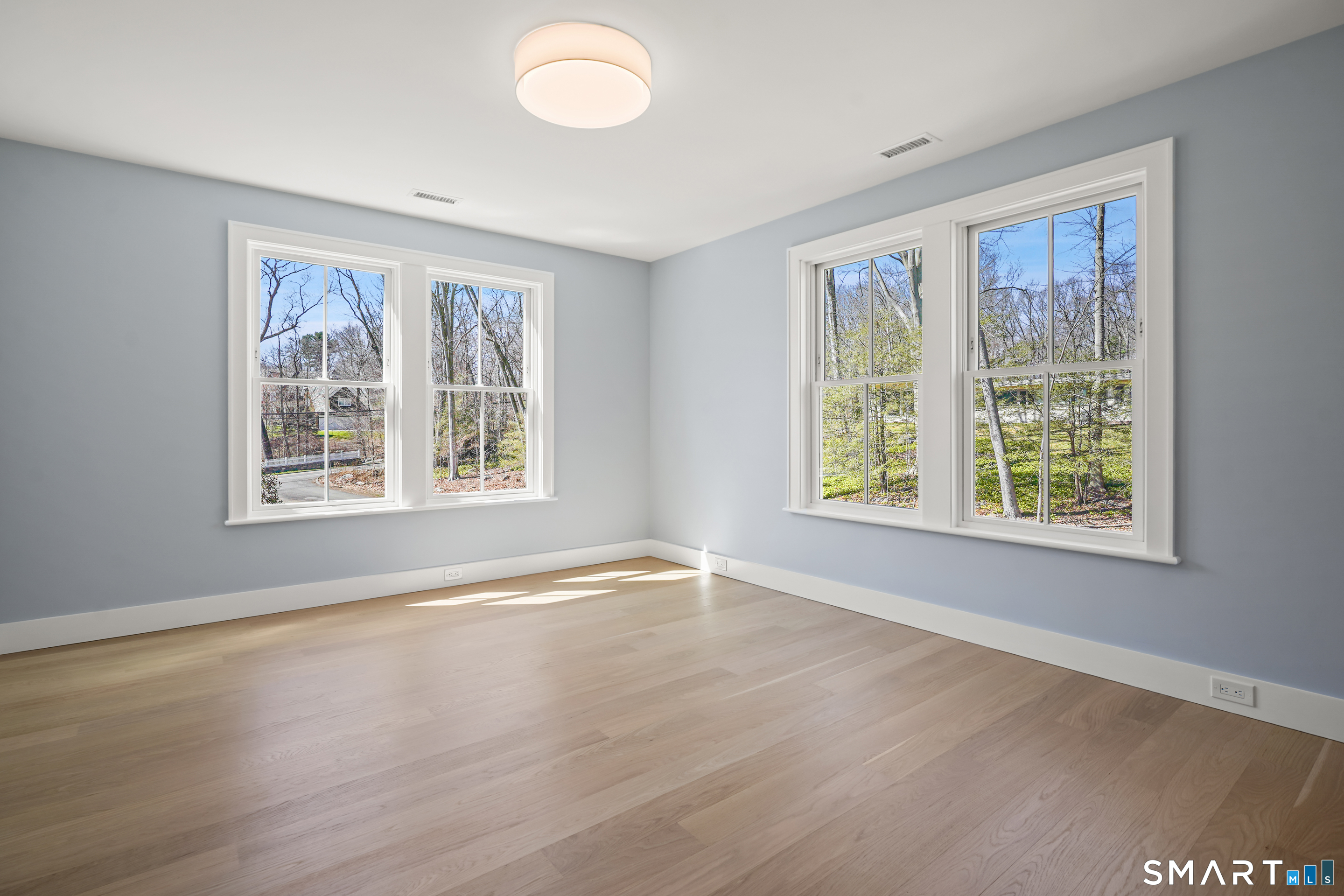 21 Lockwood Circle