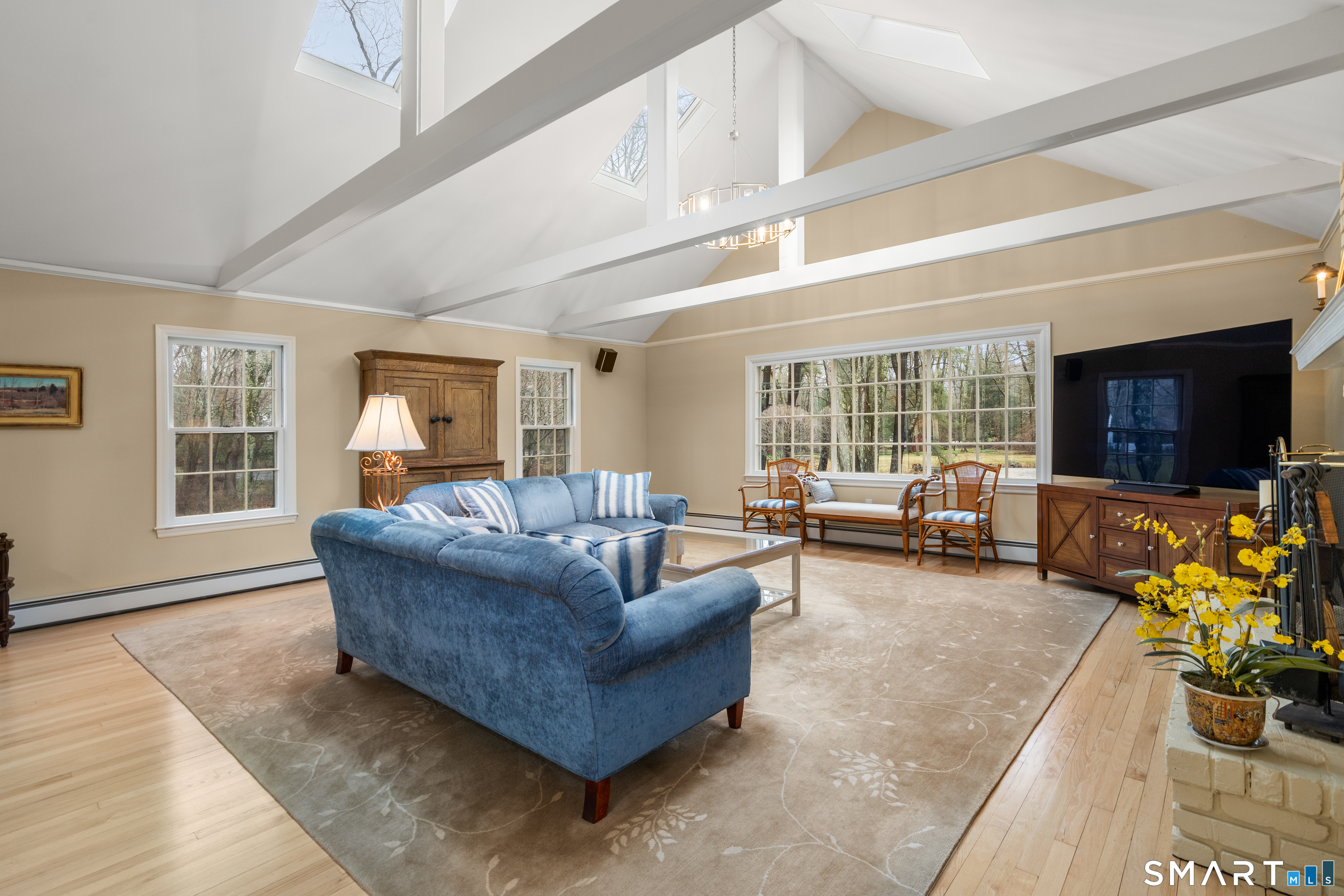 13 Riverfield Drive