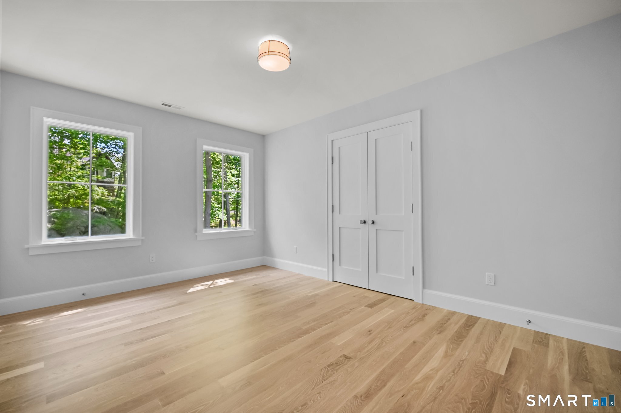 171 Compo Road South