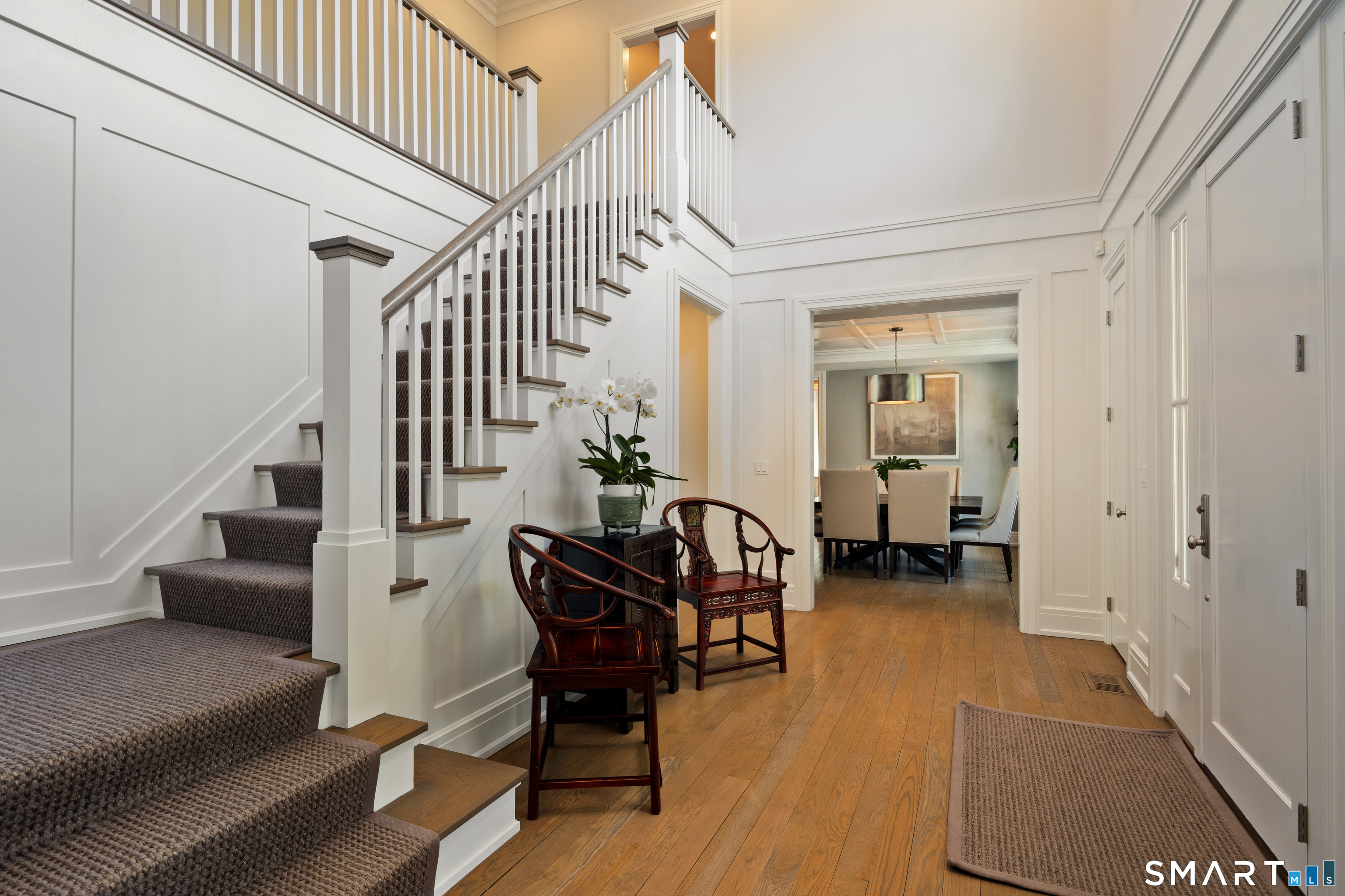 6 Twin Circle Drive