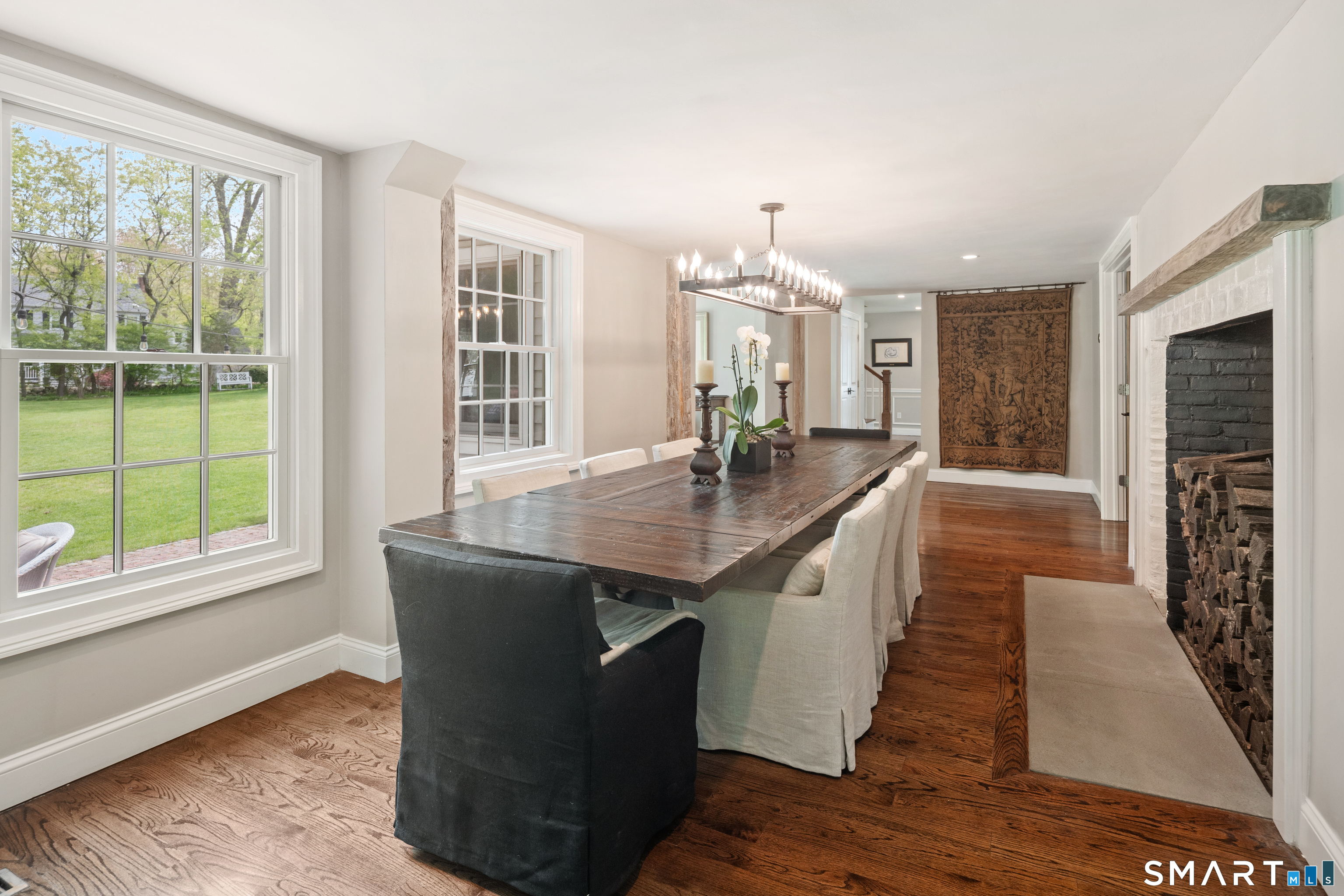 28 Bulkley Avenue North