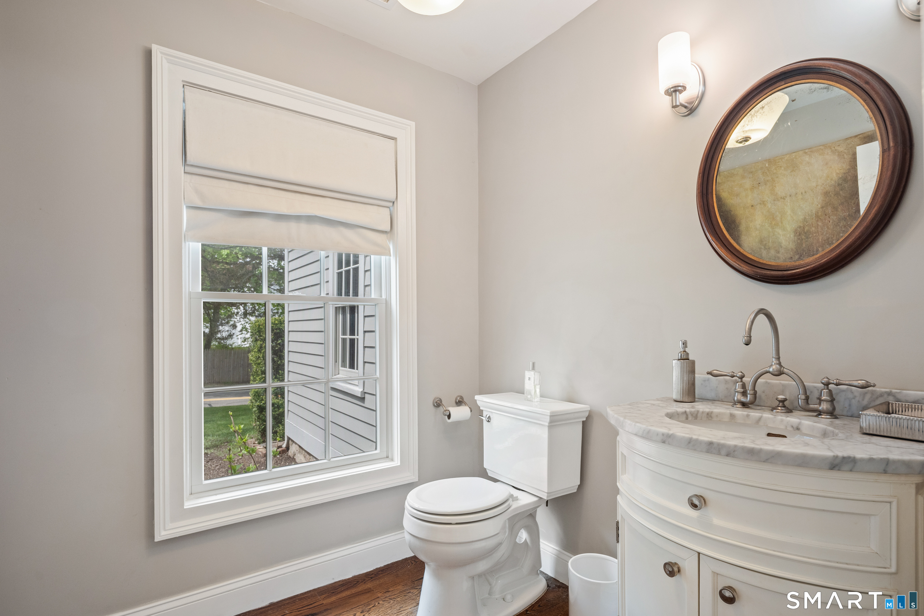 28 Bulkley Avenue North