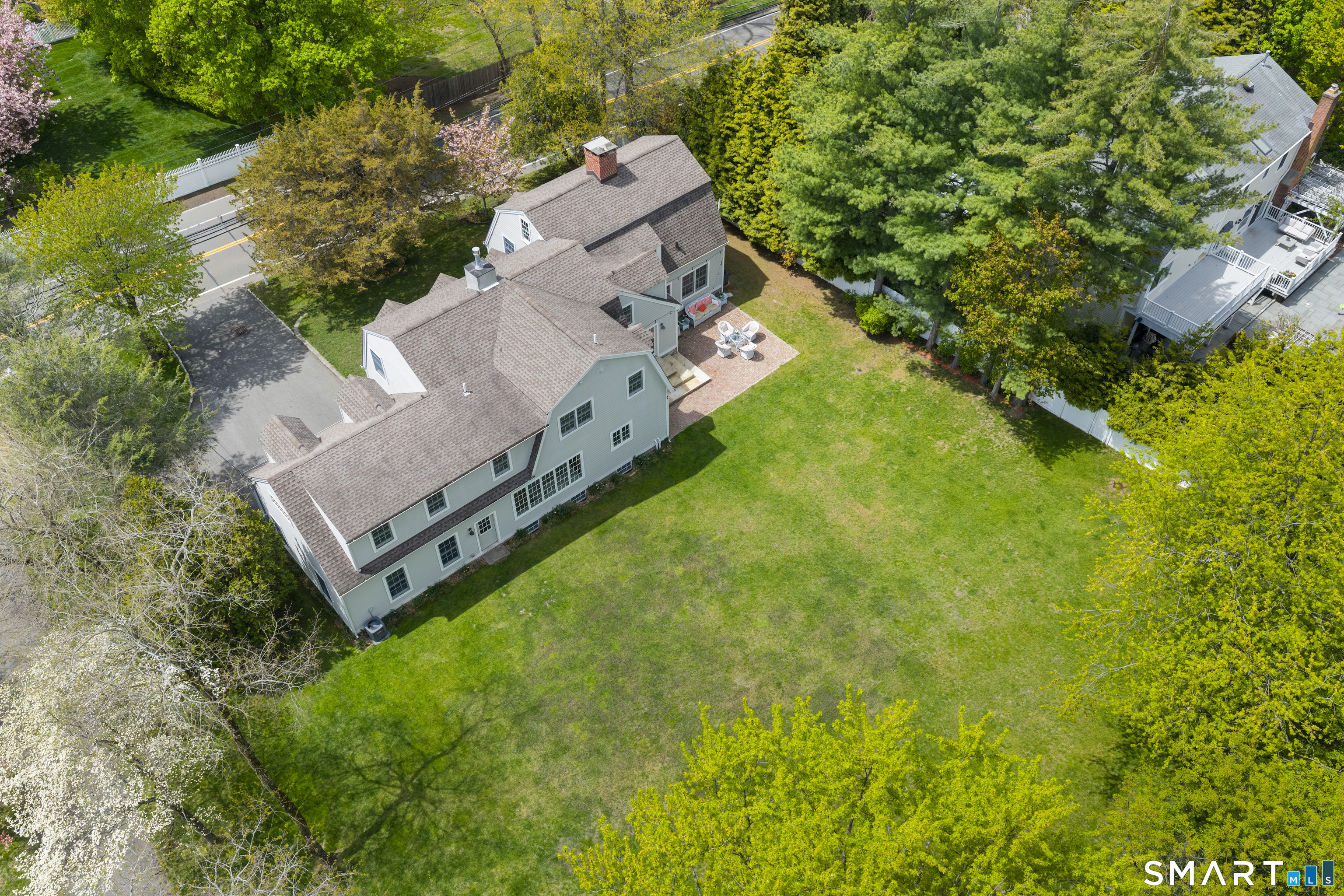 28 Bulkley Avenue North