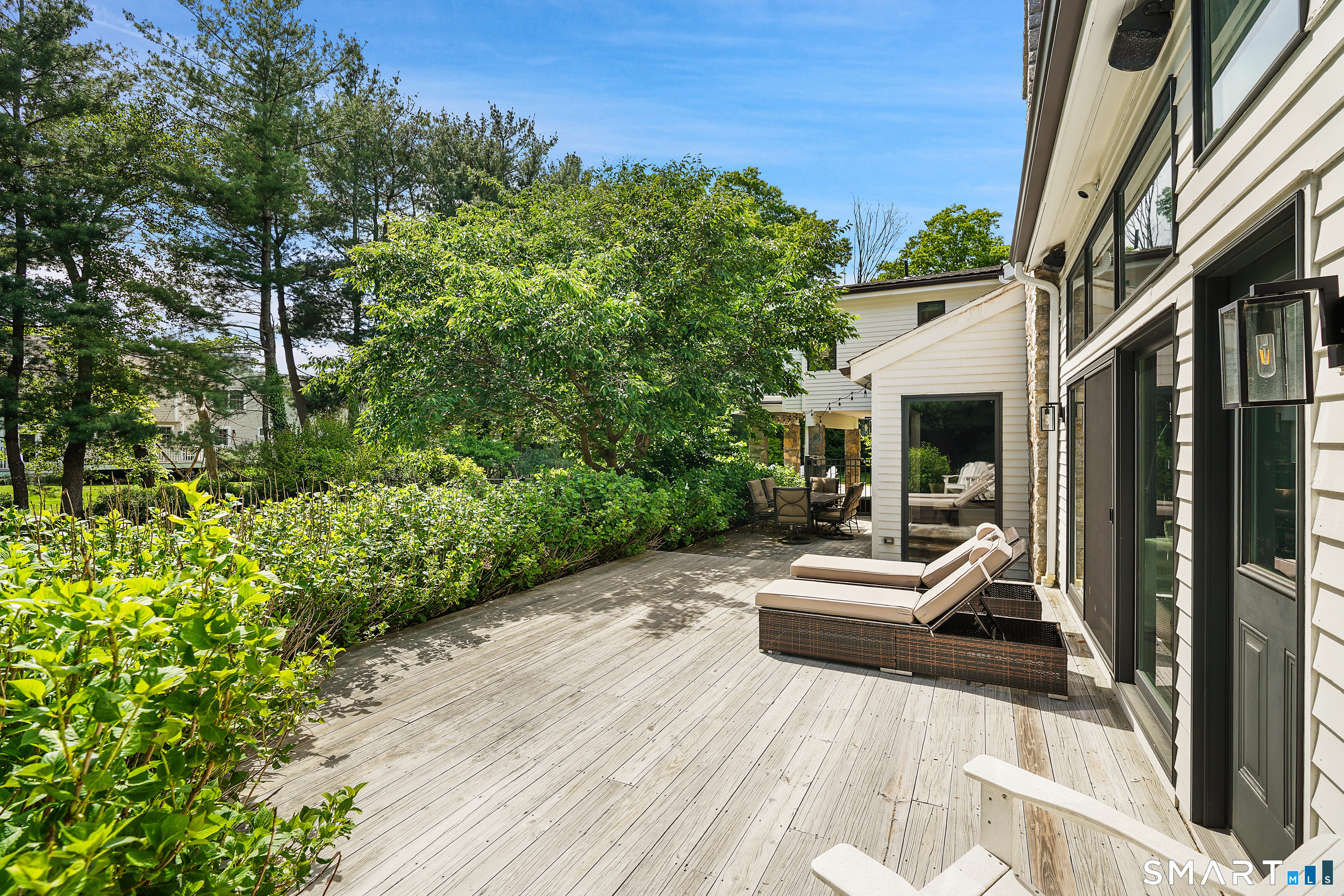 299 Saugatuck Avenue