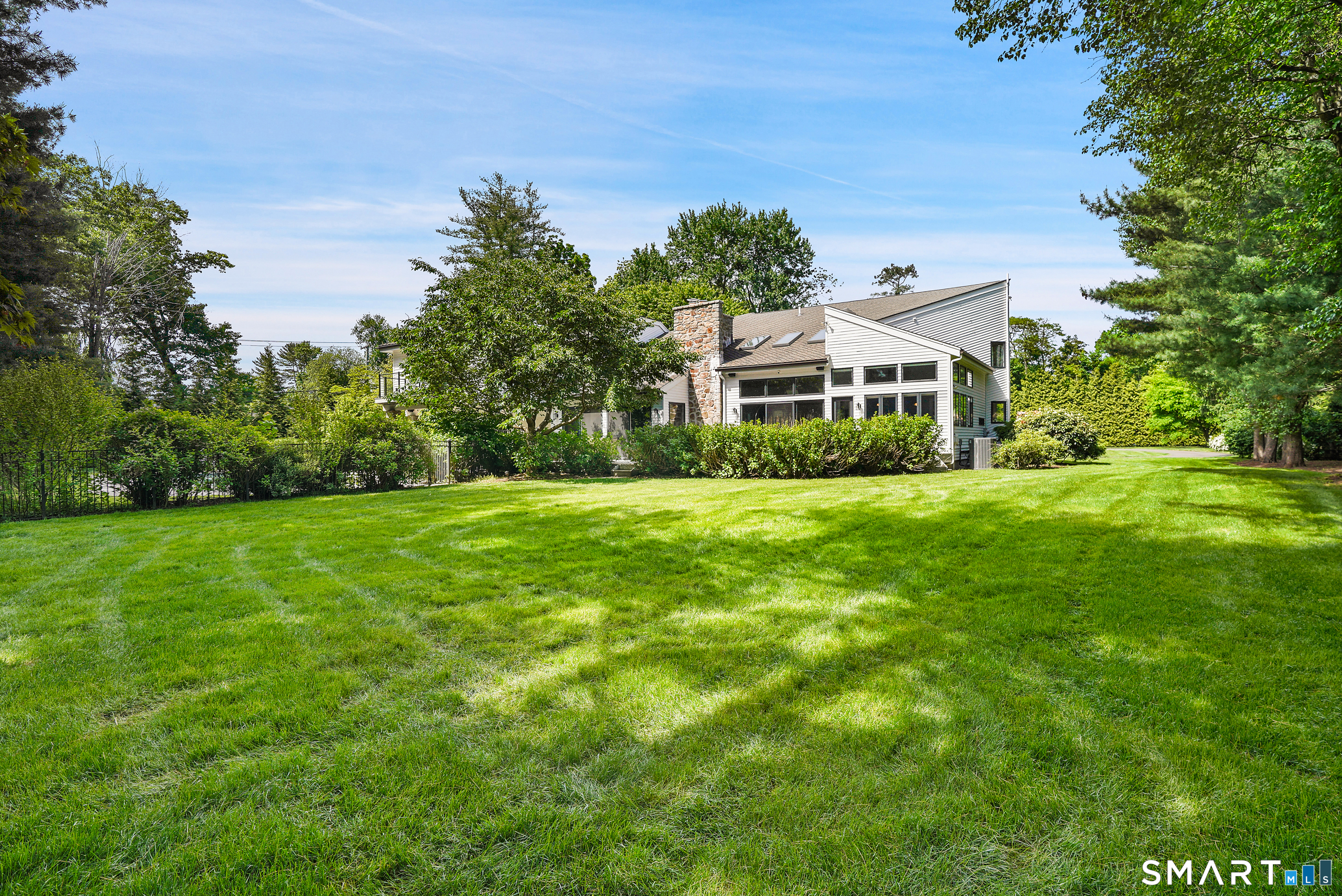 299 Saugatuck Avenue