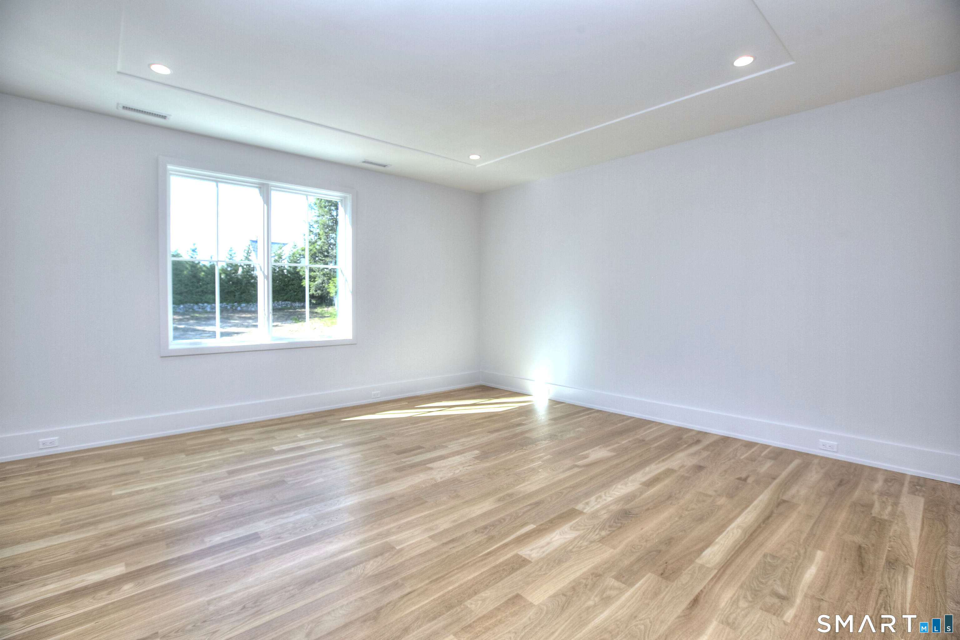 8 Pleasant Valley Lane