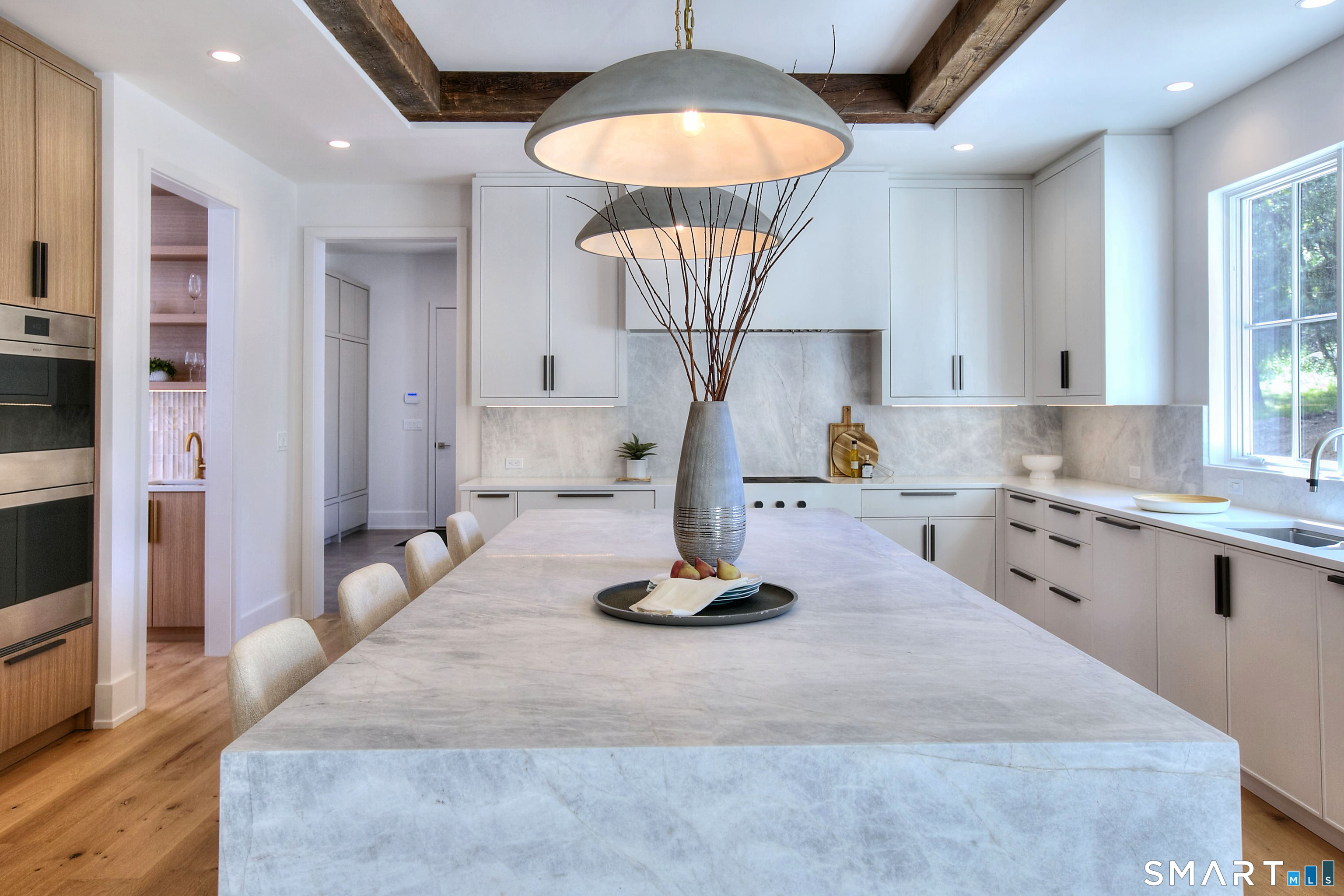8 Pleasant Valley Lane