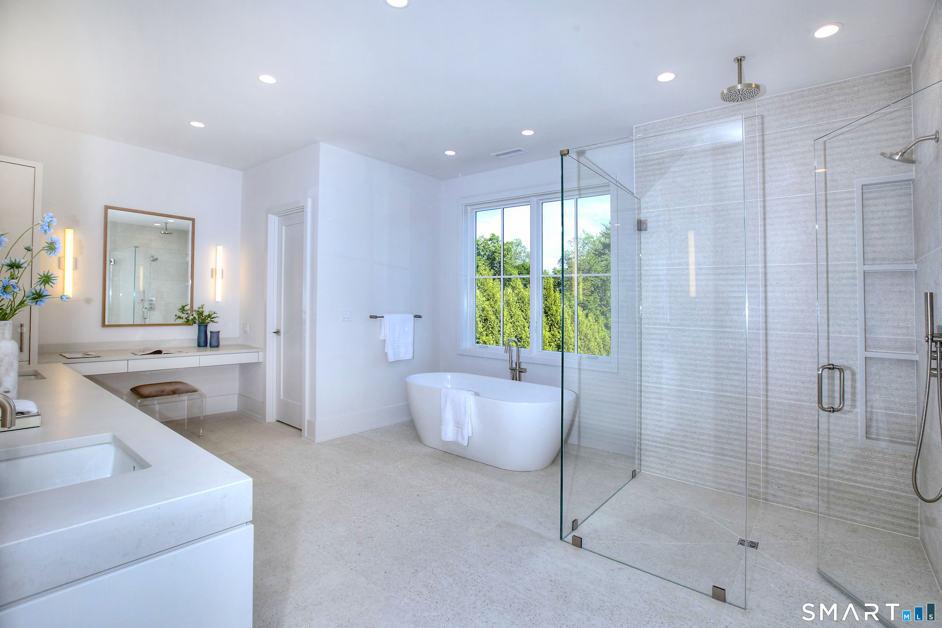 8 Pleasant Valley Lane