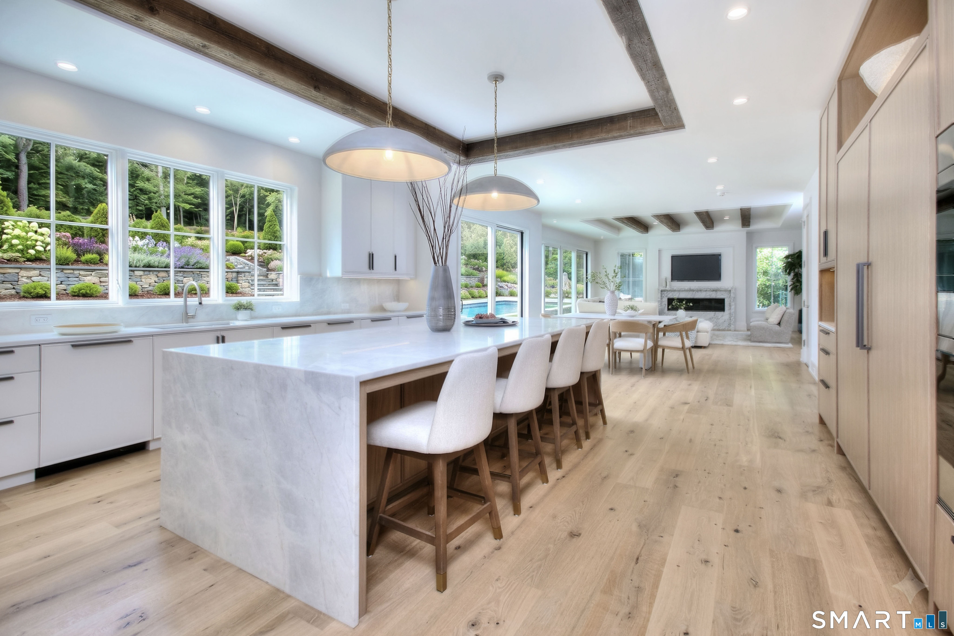 8 Pleasant Valley Lane