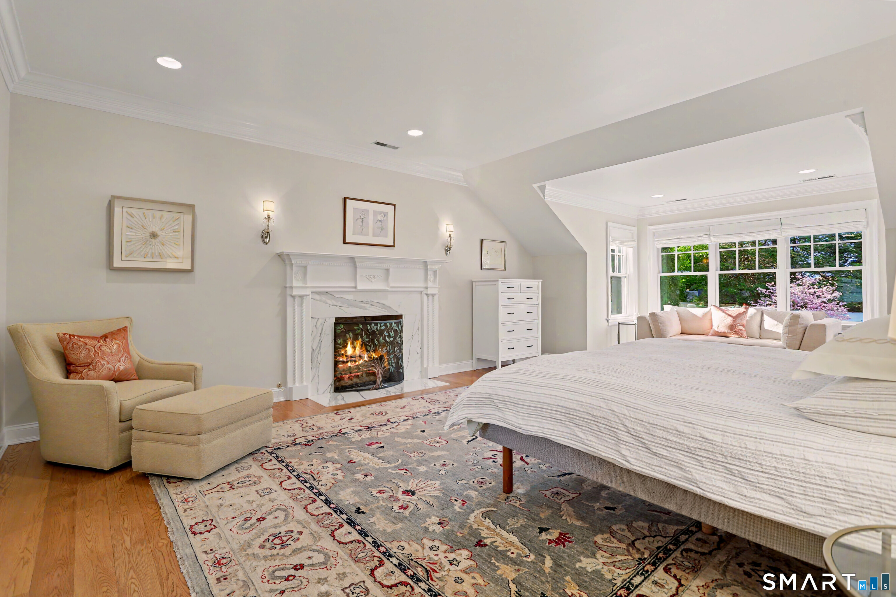 7 Pond Edge Road