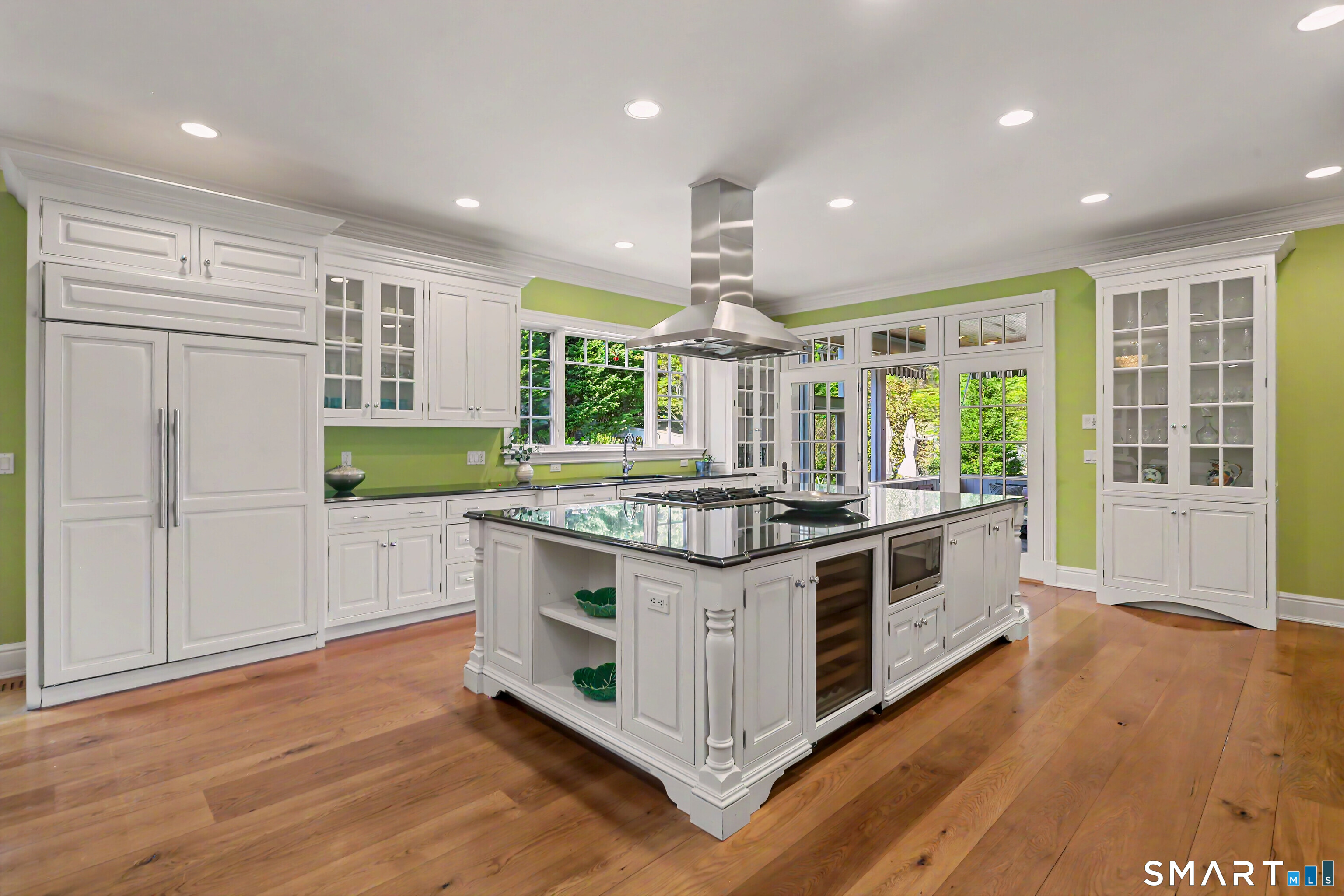7 Pond Edge Road