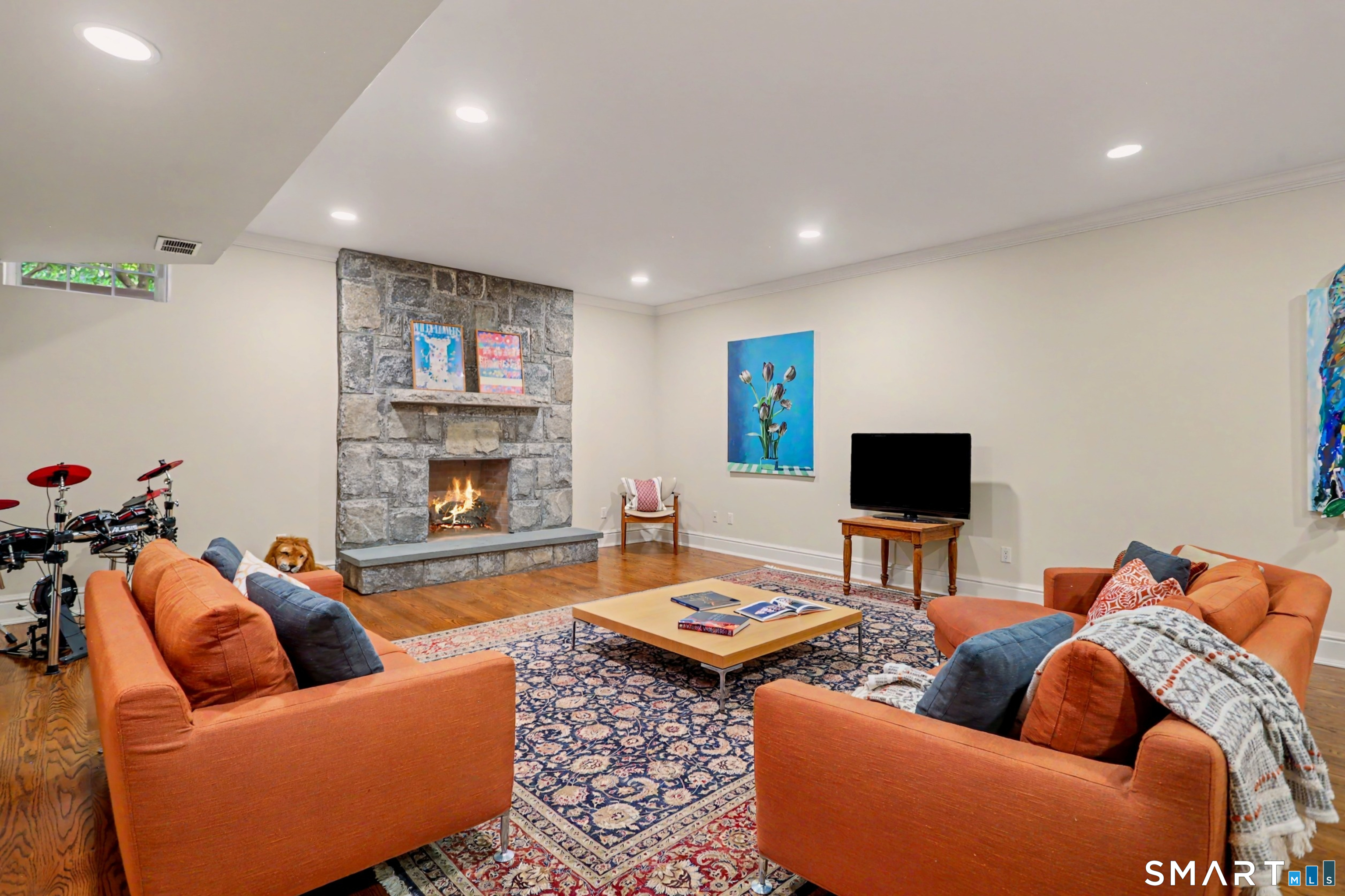 7 Pond Edge Road