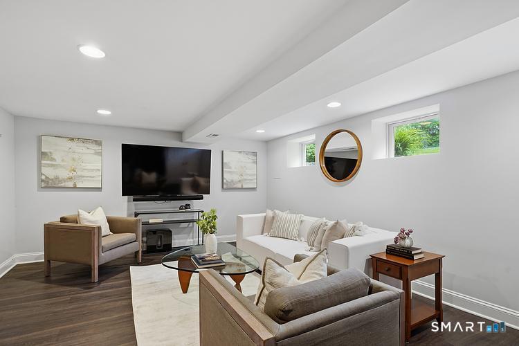 2 Grassy Plains Road