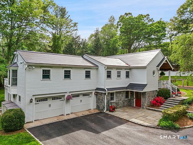 2 Grassy Plains Road