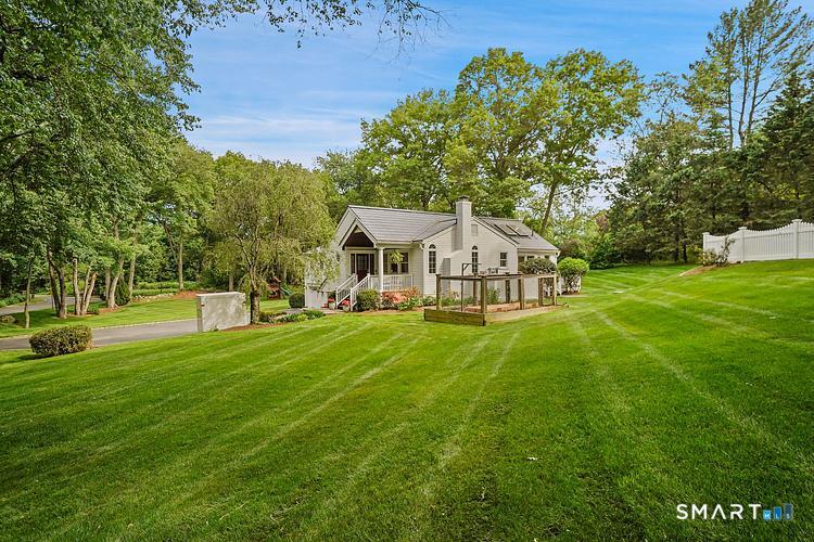 2 Grassy Plains Road