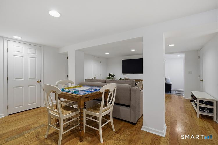 2 Grassy Plains Road