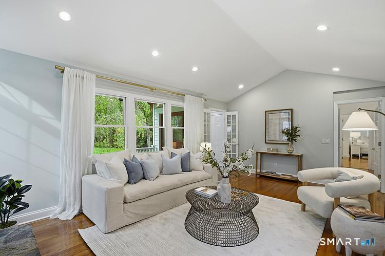 2 Grassy Plains Road